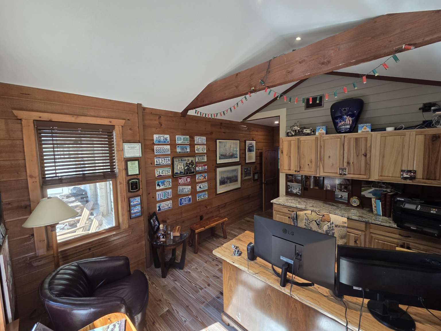 main property photo 19