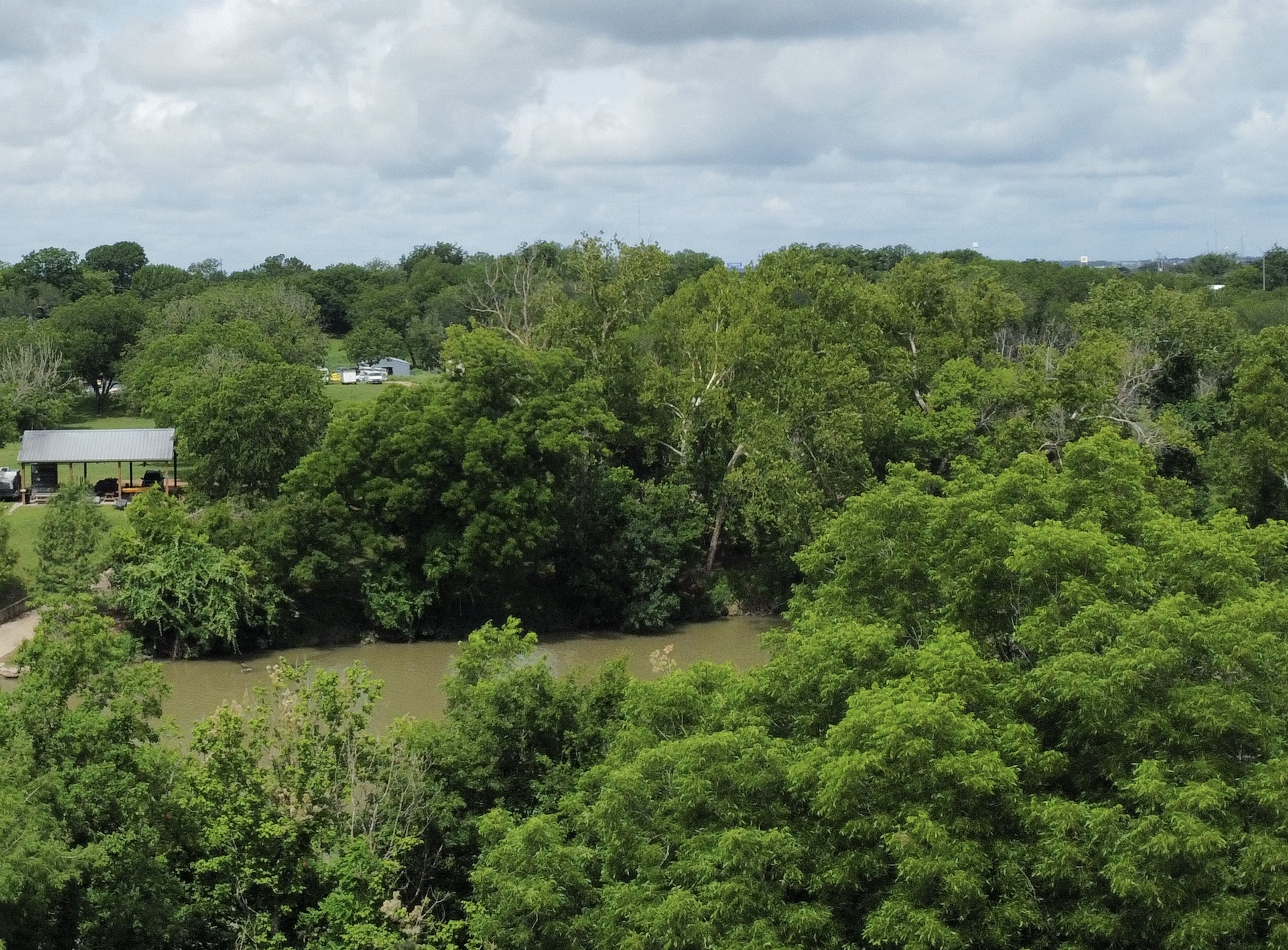 main property photo 39