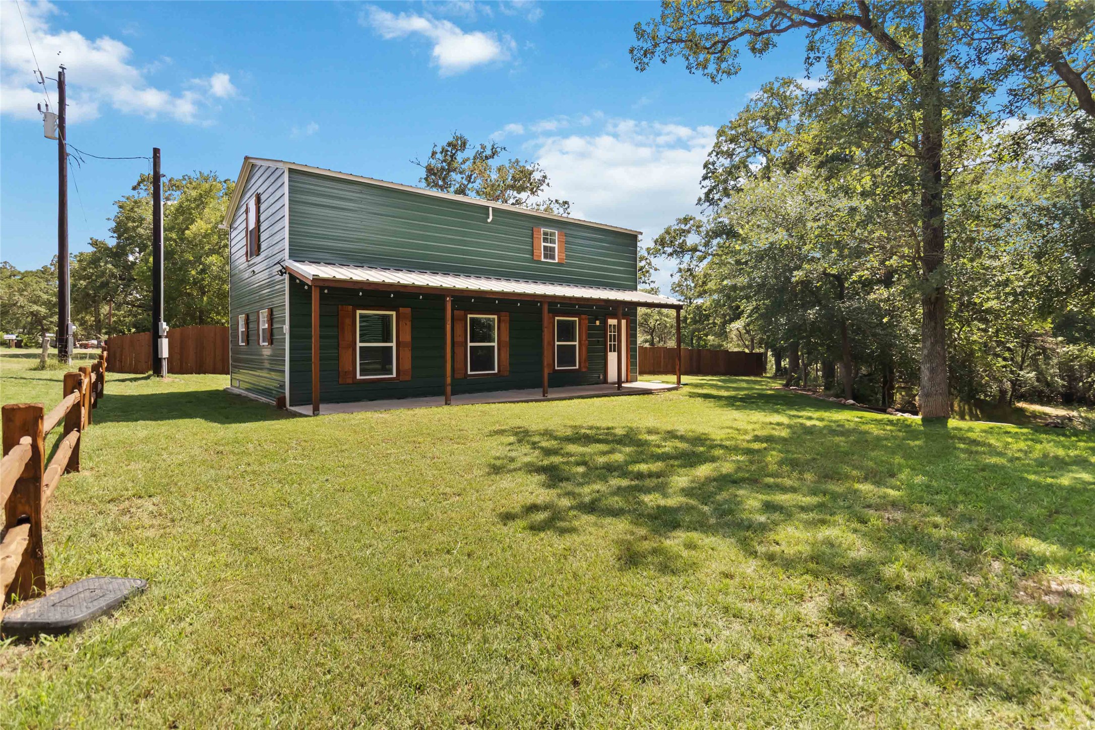 main property photo 3