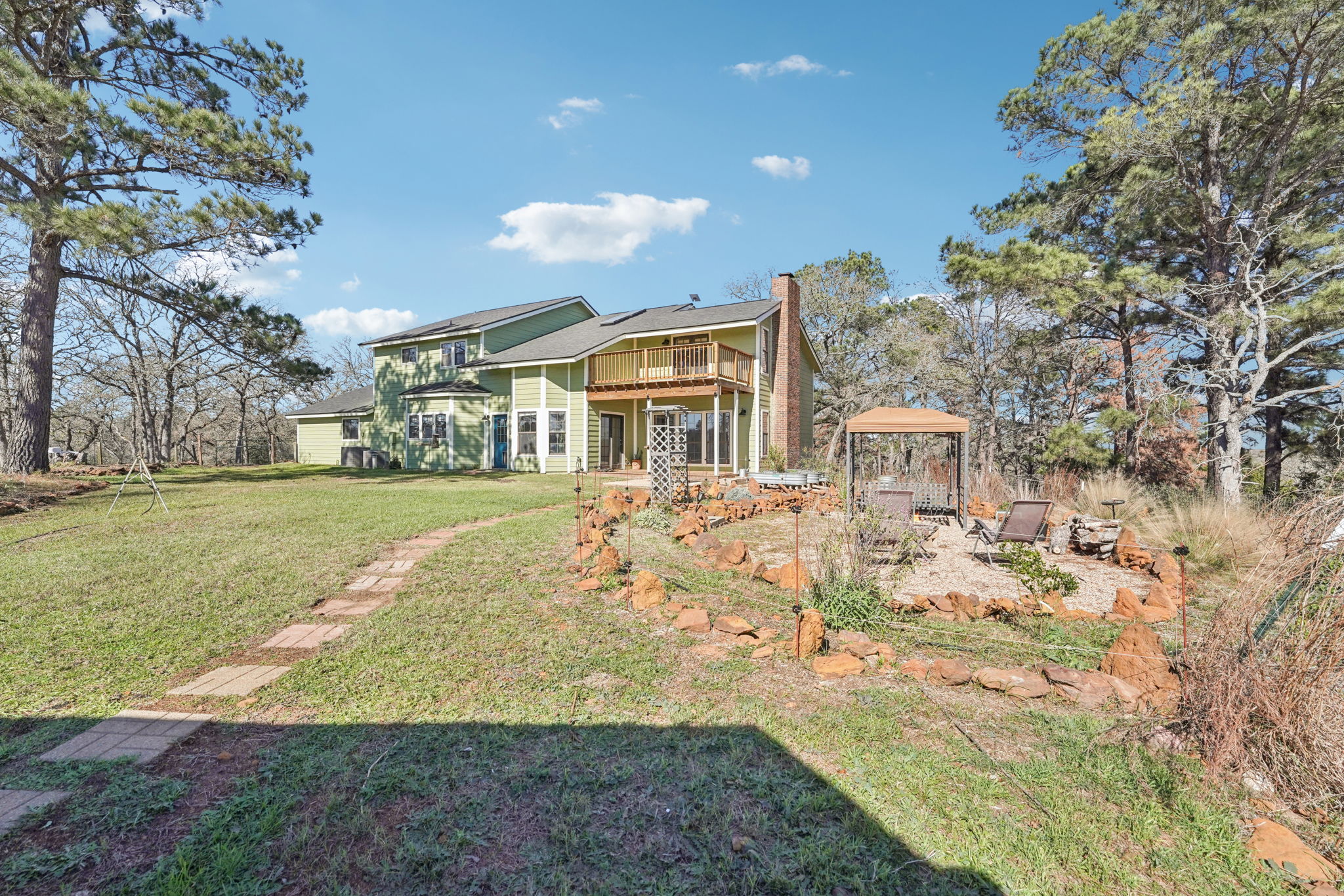 main property photo 36