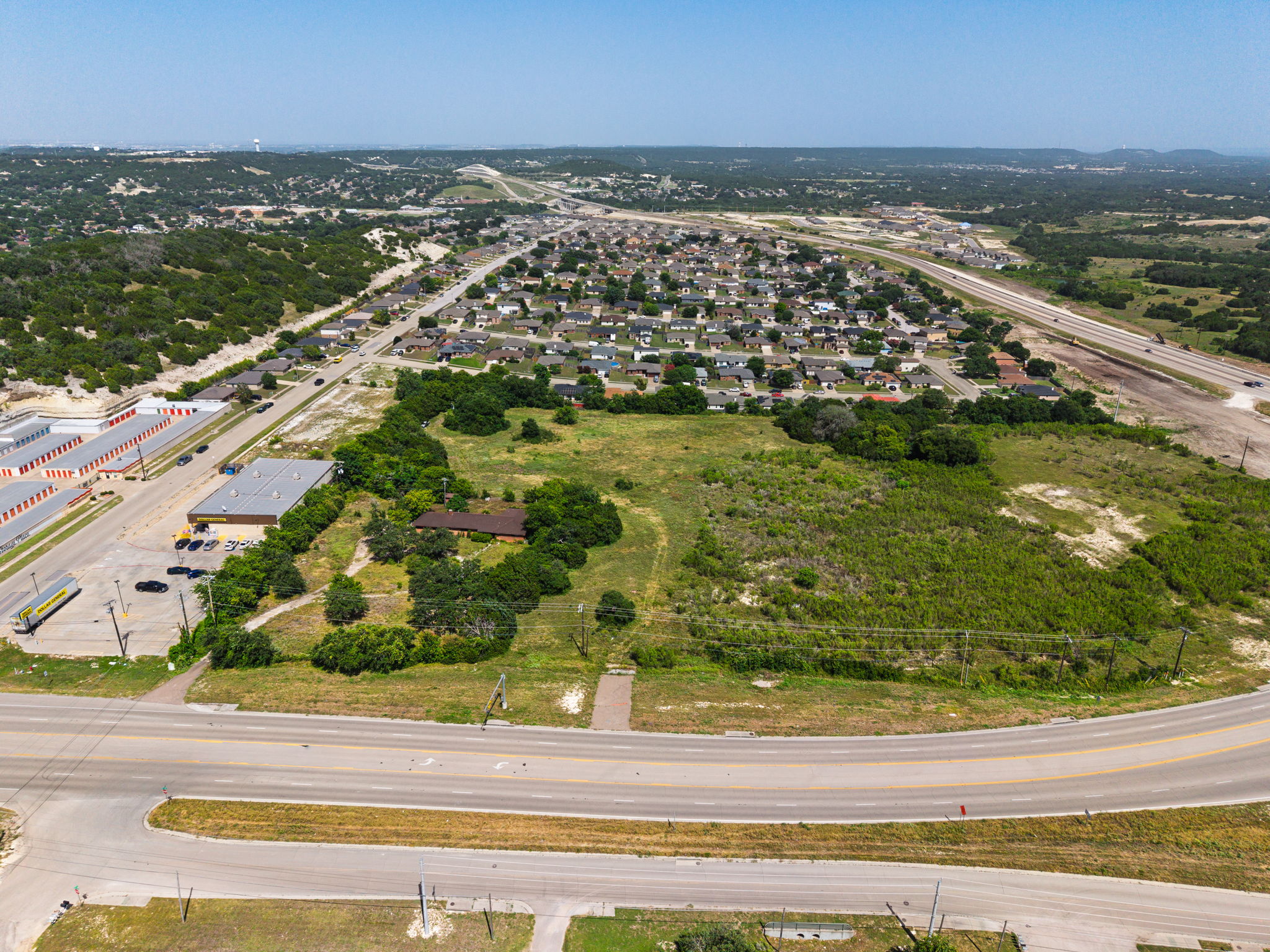 main property photo 6