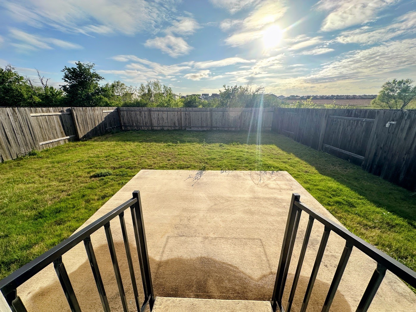 main property photo 19