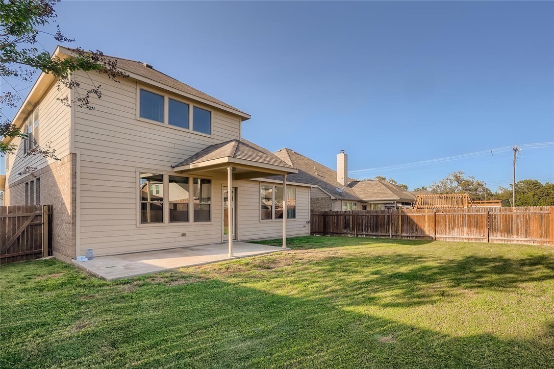 main property photo 29