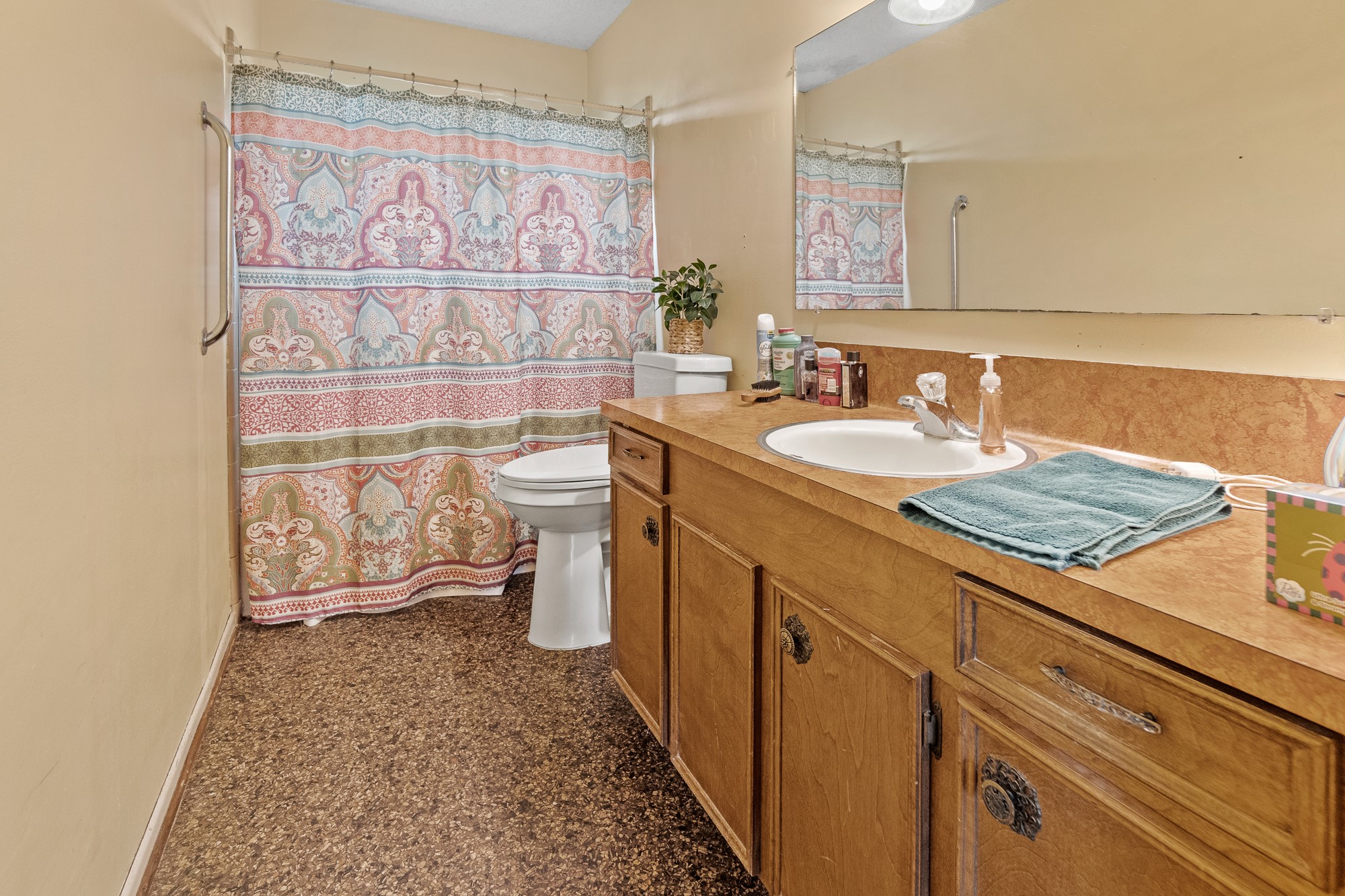 main property photo 20
