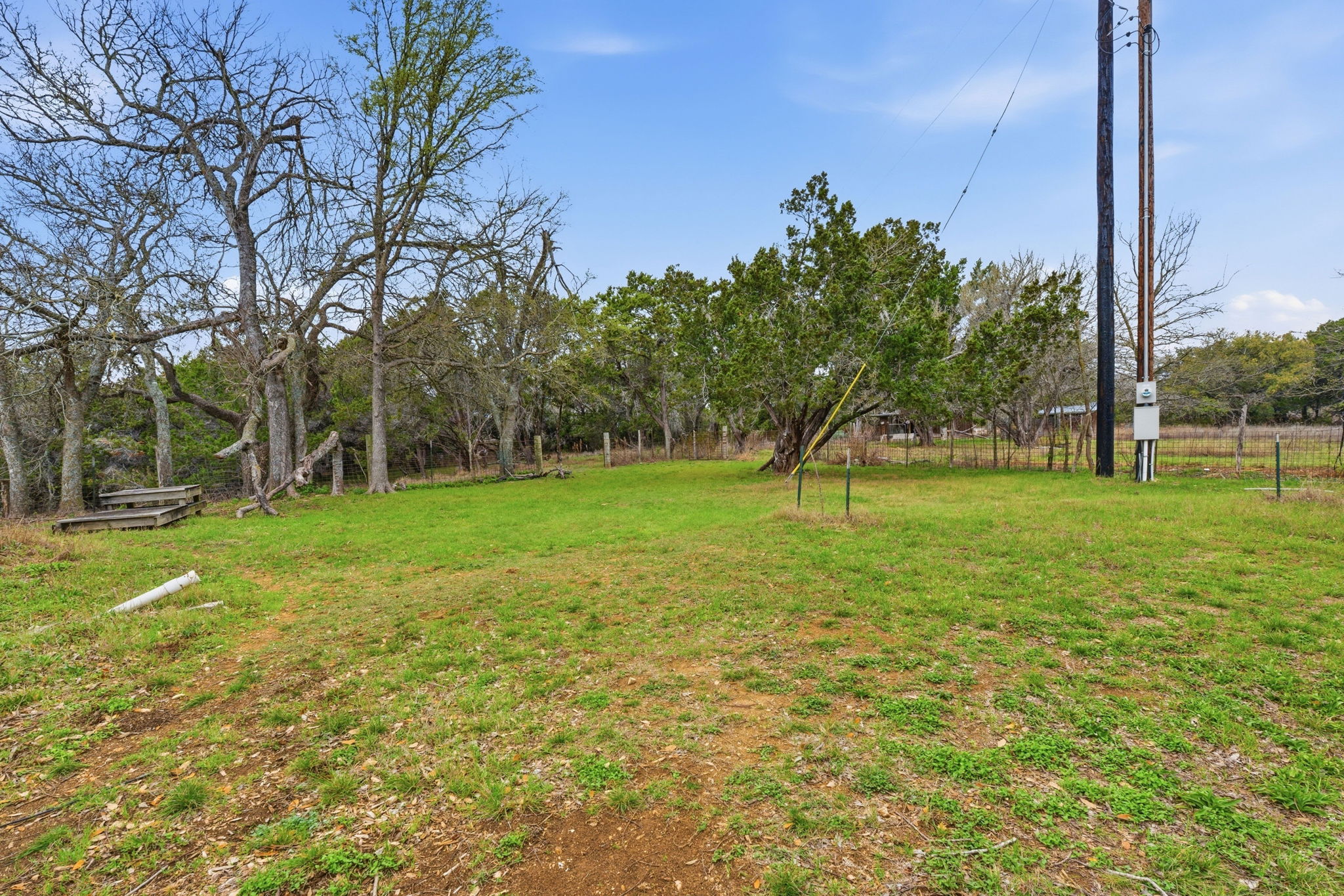 main property photo 25
