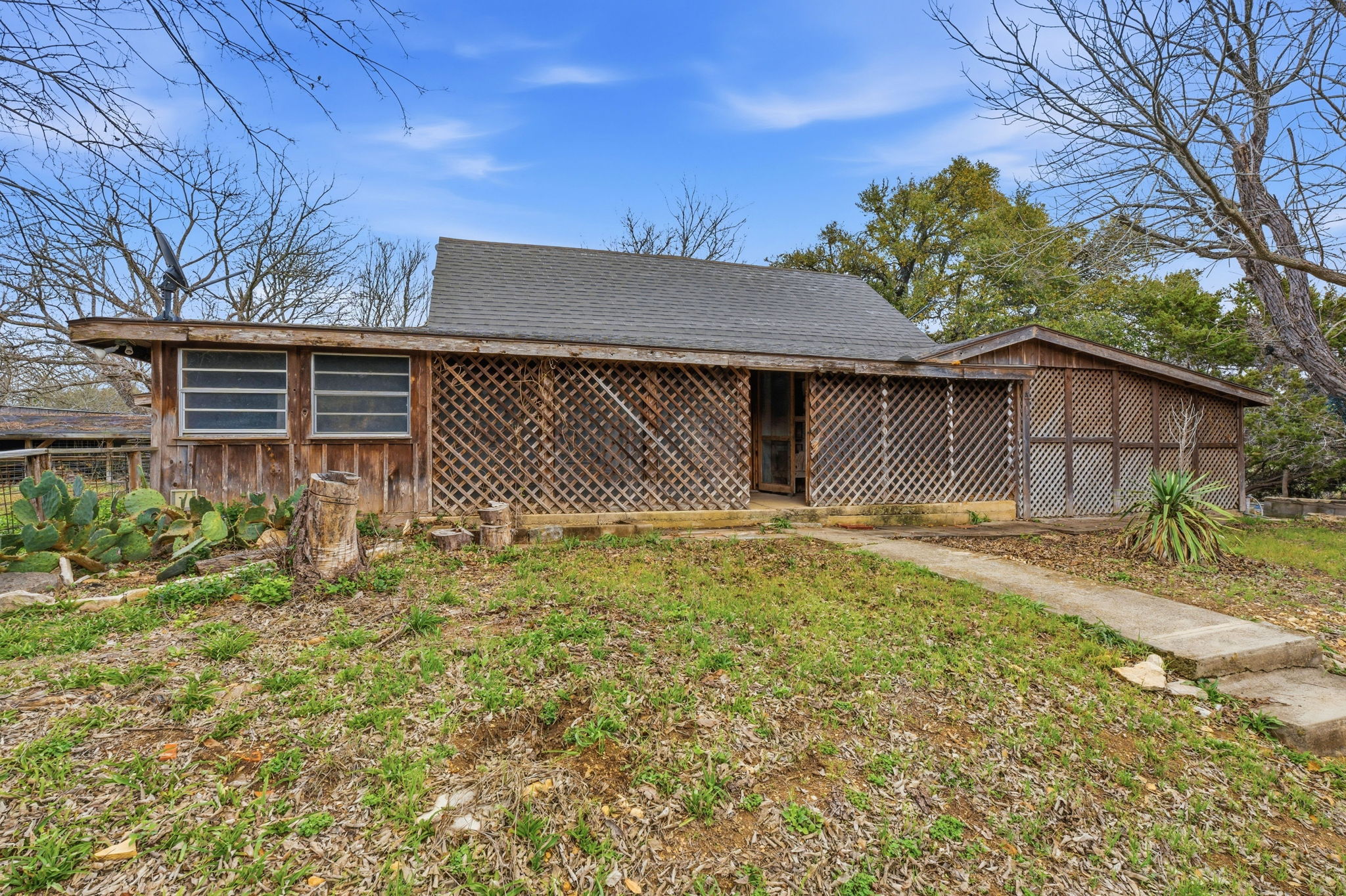 main property photo 35