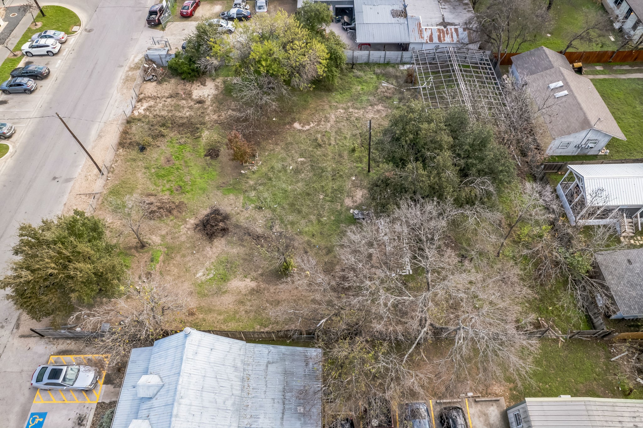 main property photo 18