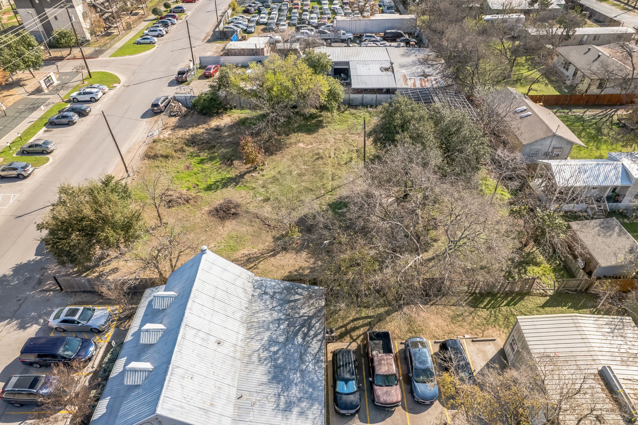 main property photo 3