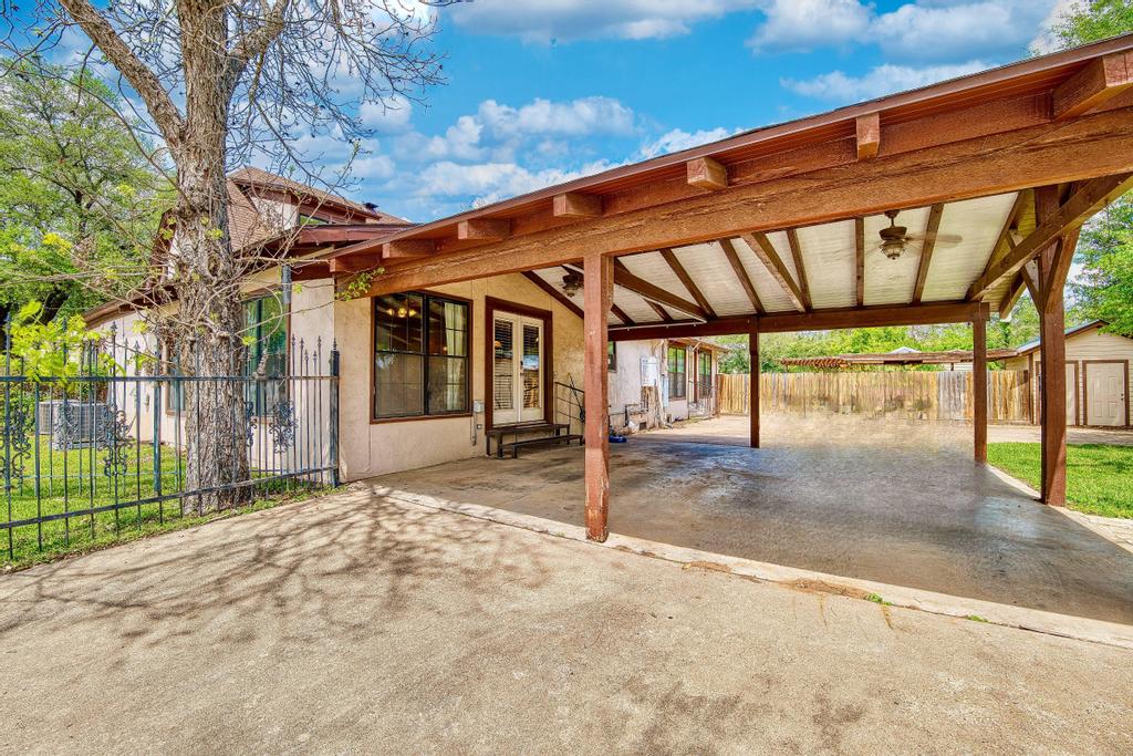 main property photo 30