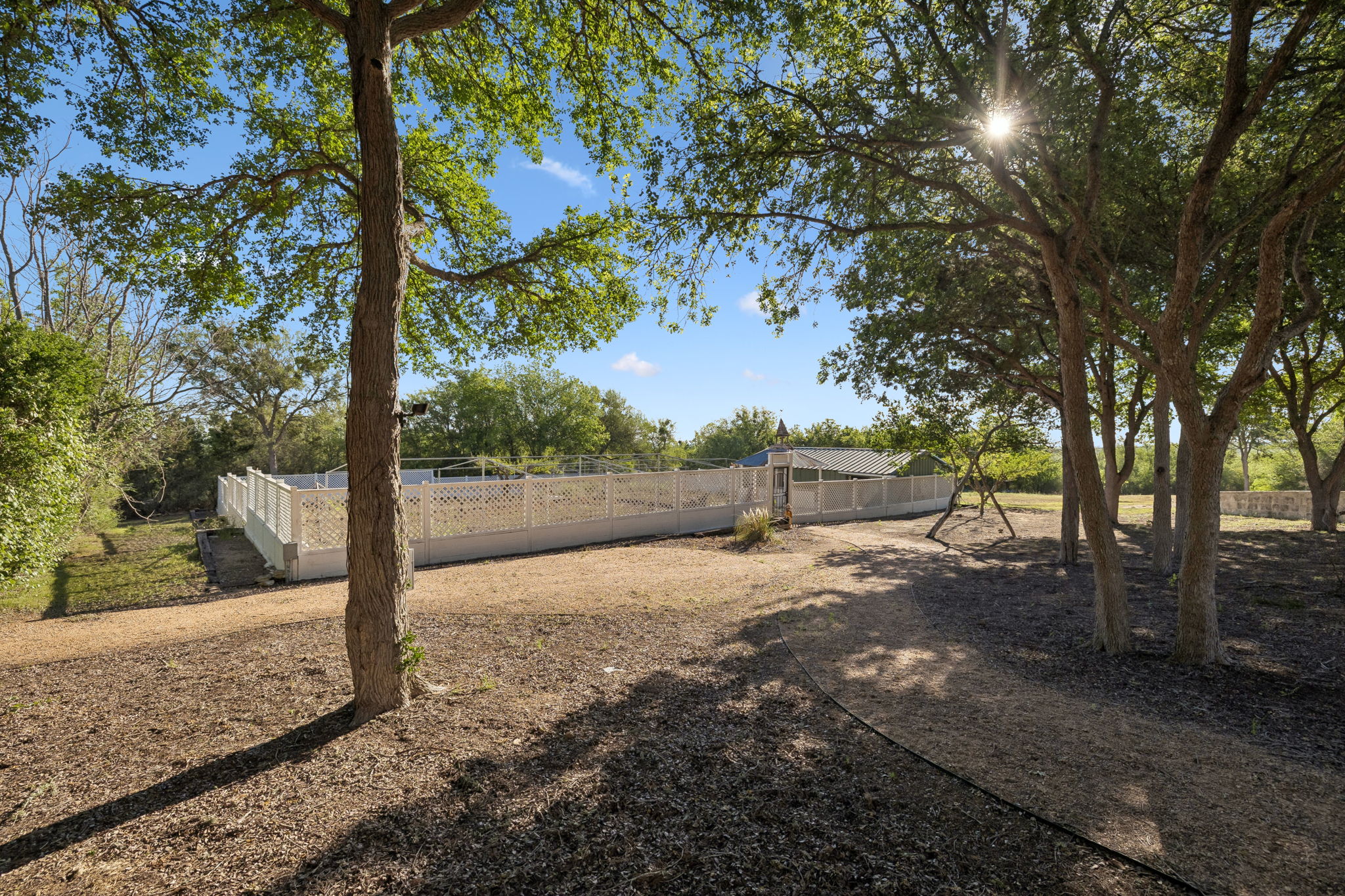 main property photo 37