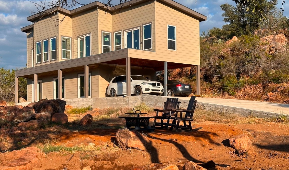 main property photo 1