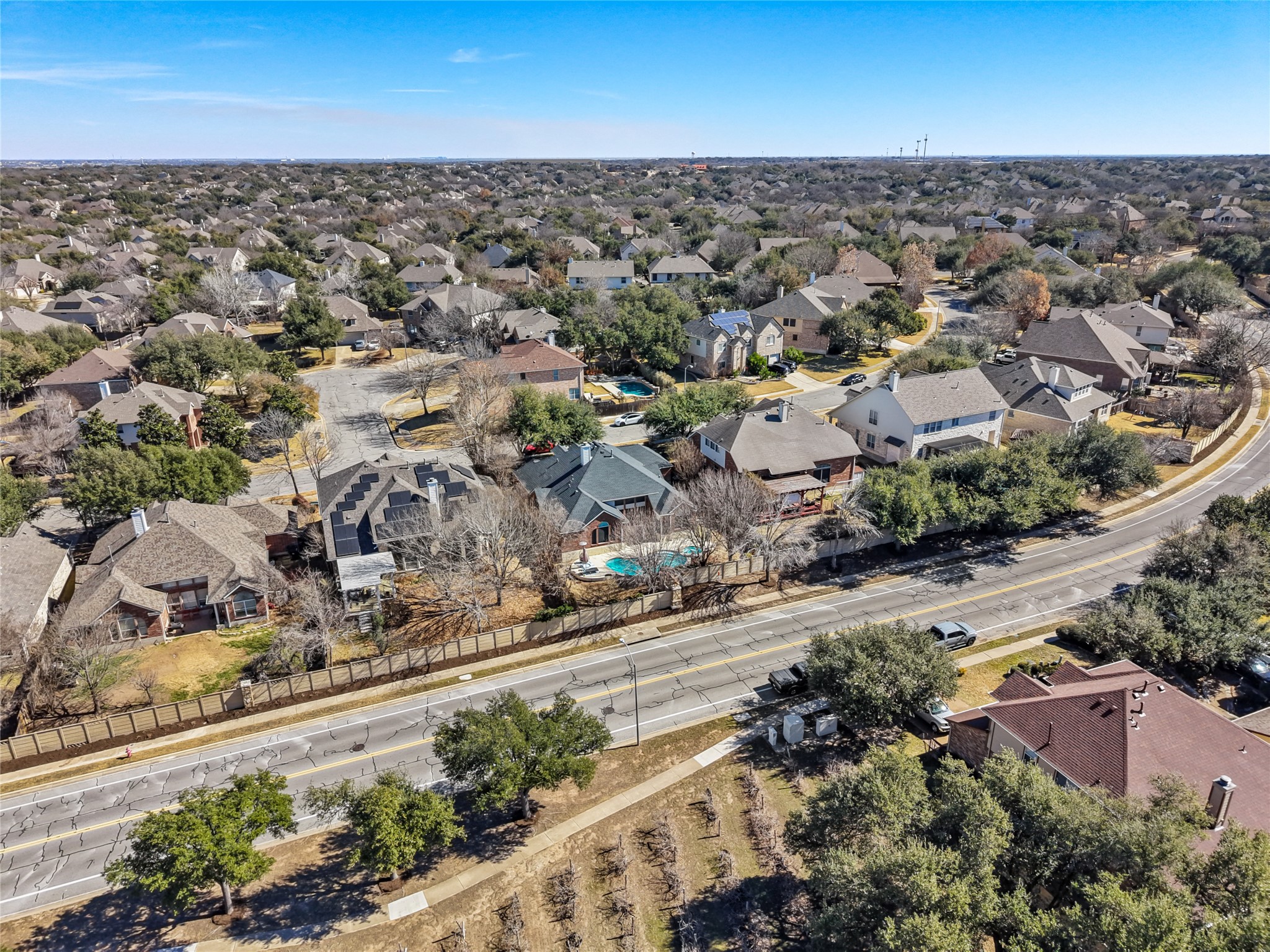 main property photo 34