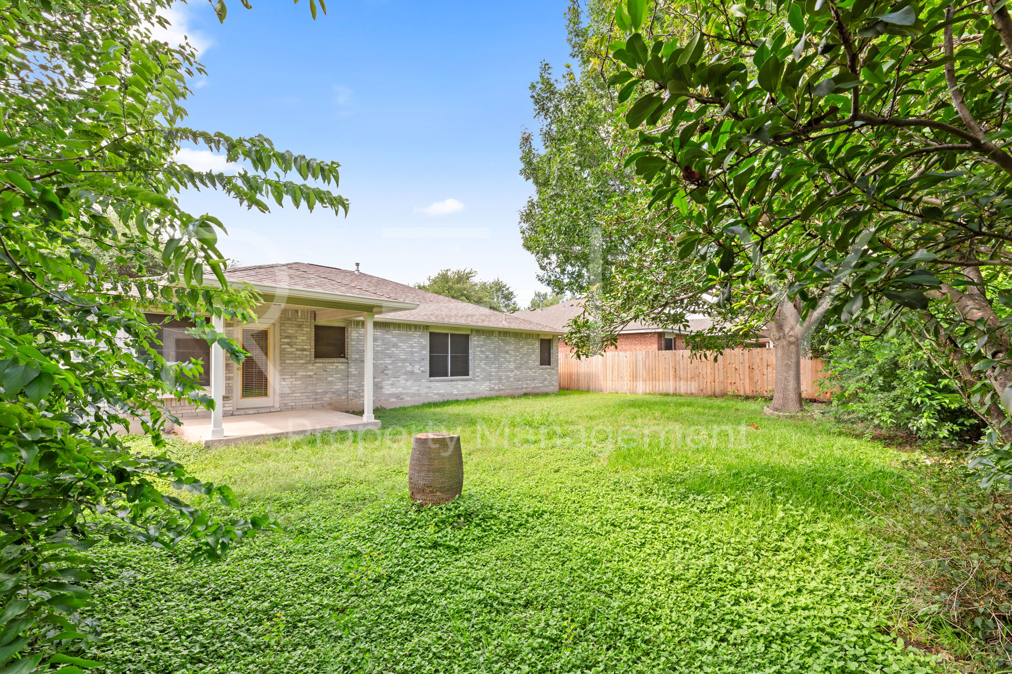 main property photo 29