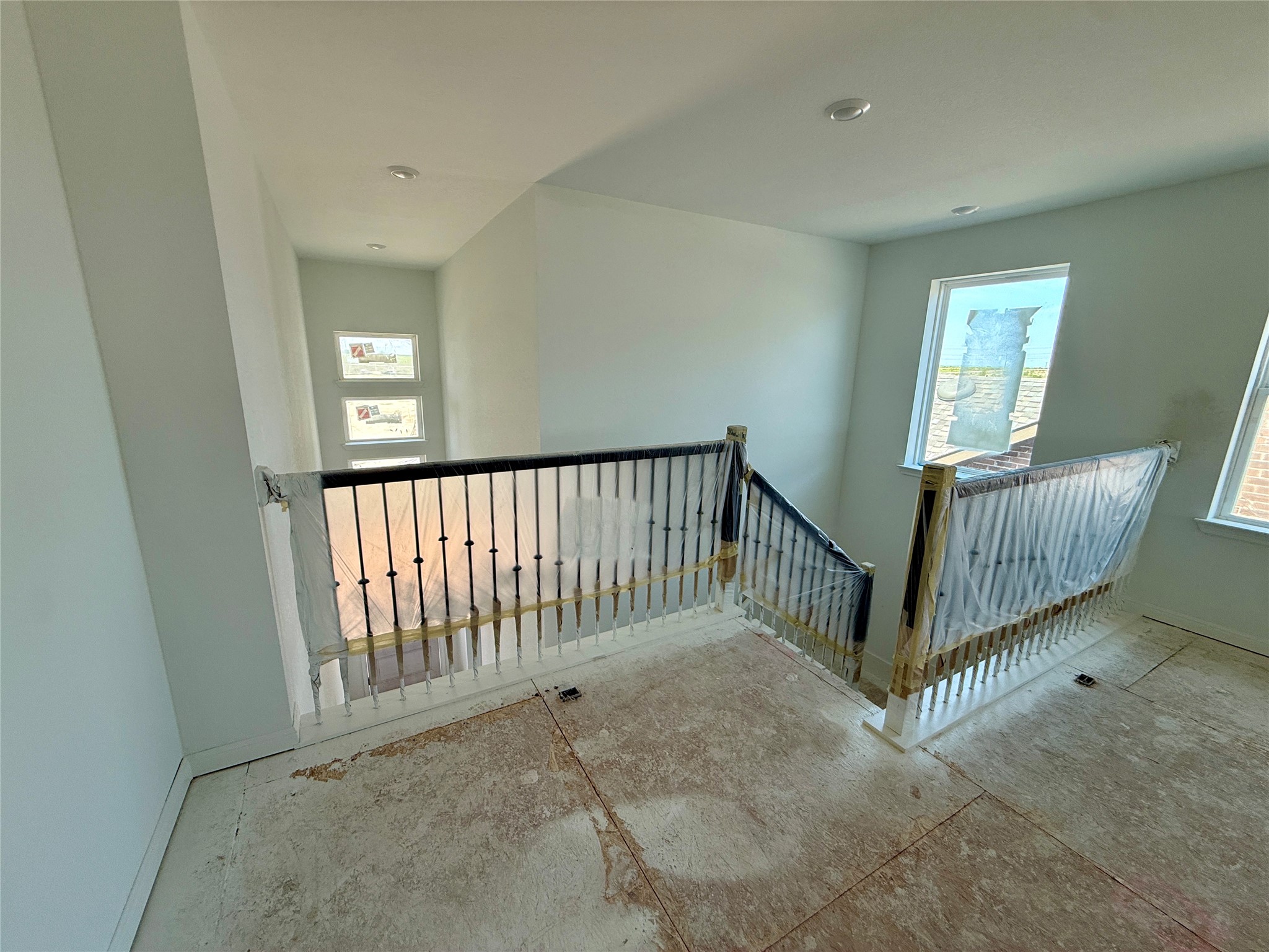 main property photo 36