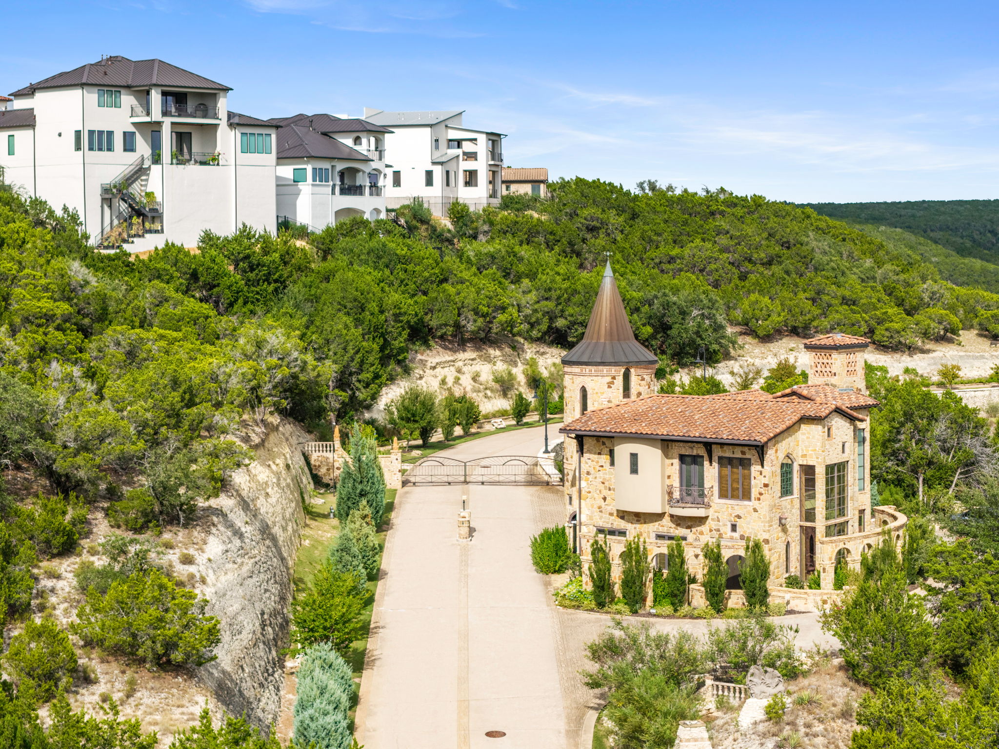 main property photo 36