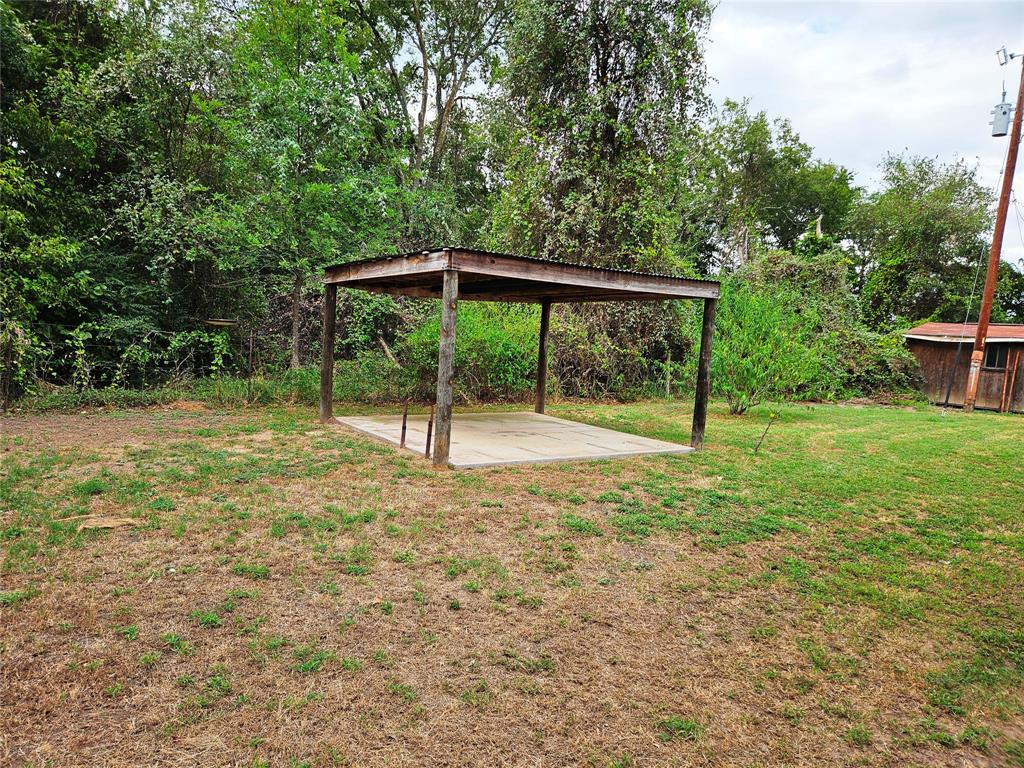 main property photo 16