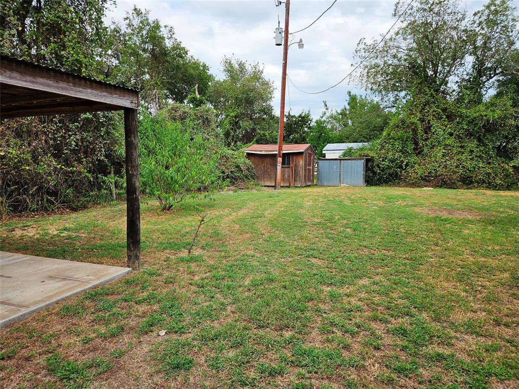 main property photo 19