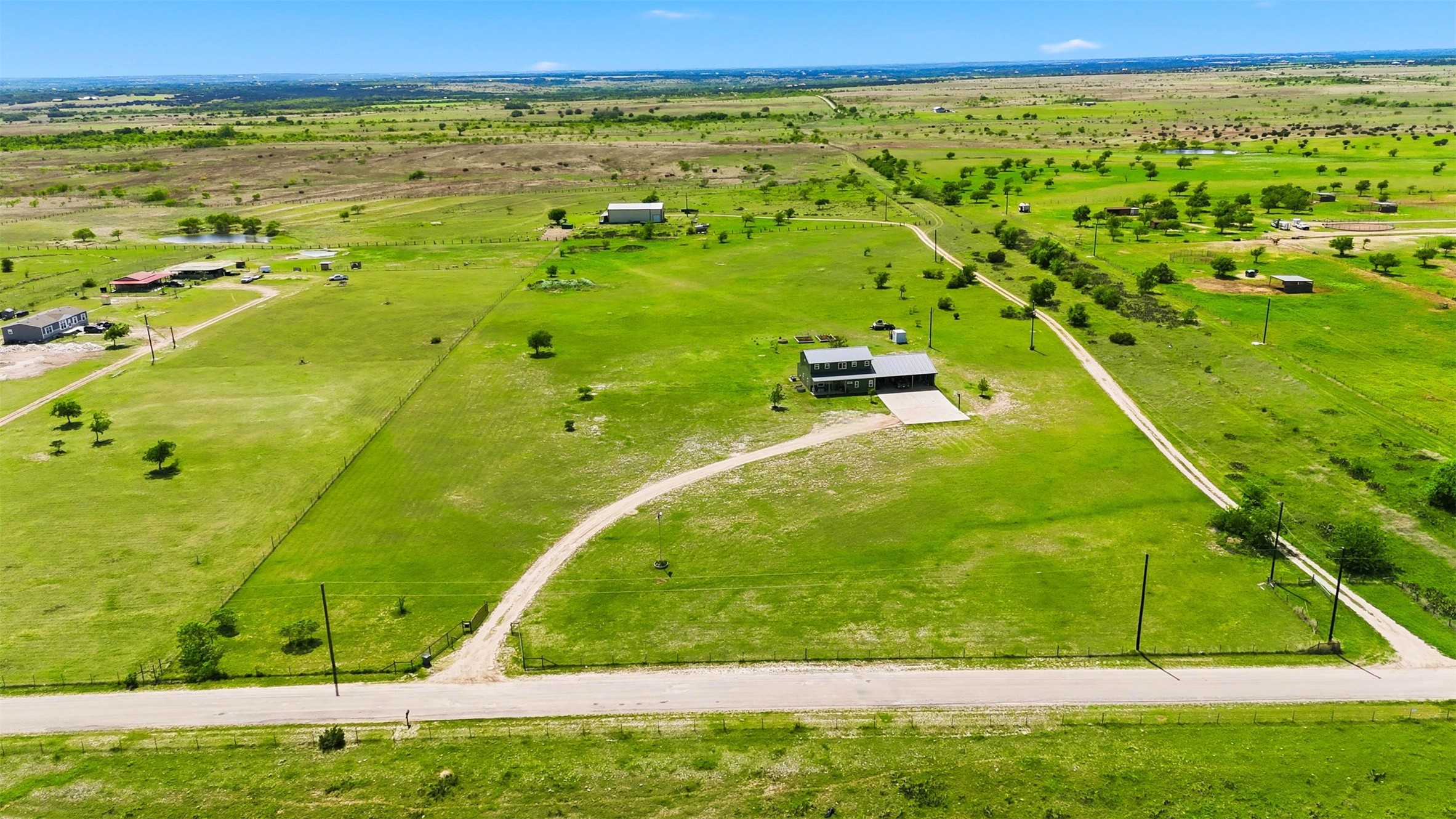 main property photo 36