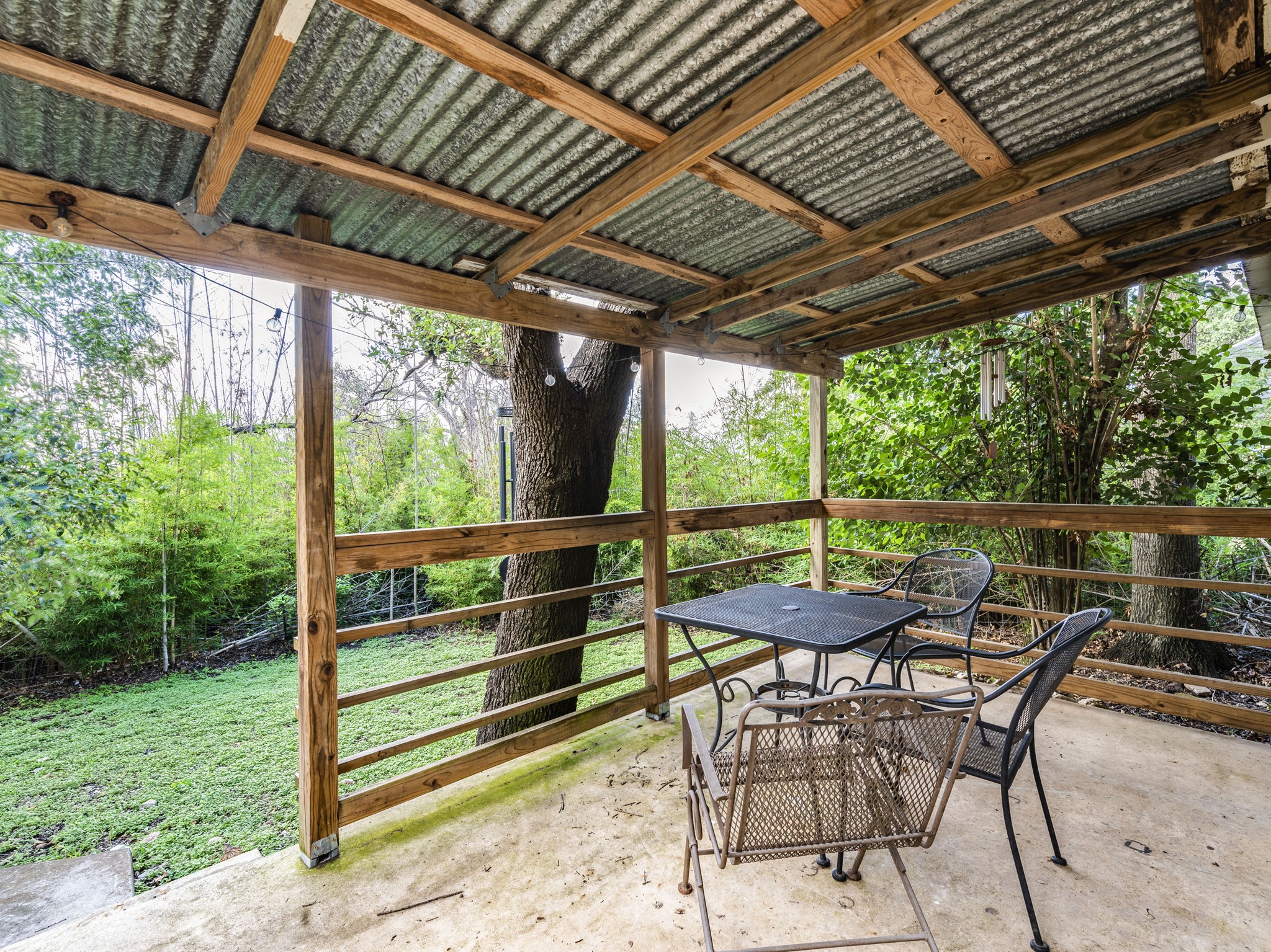 main property photo 31