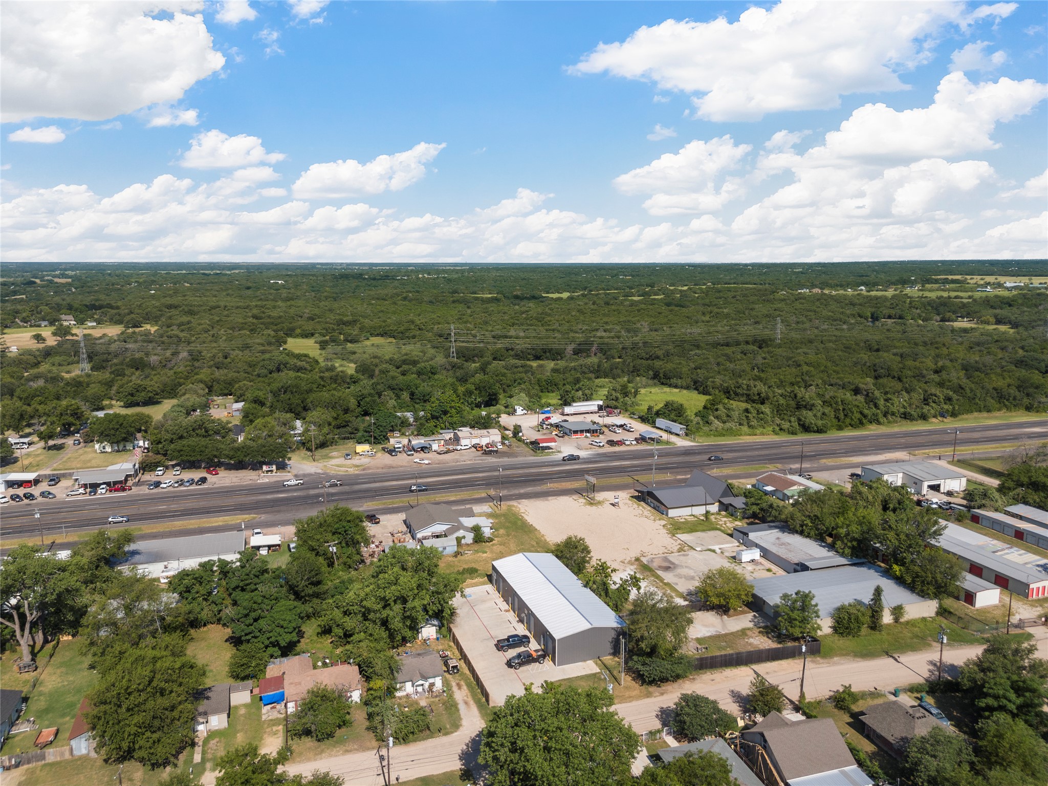 main property photo 7