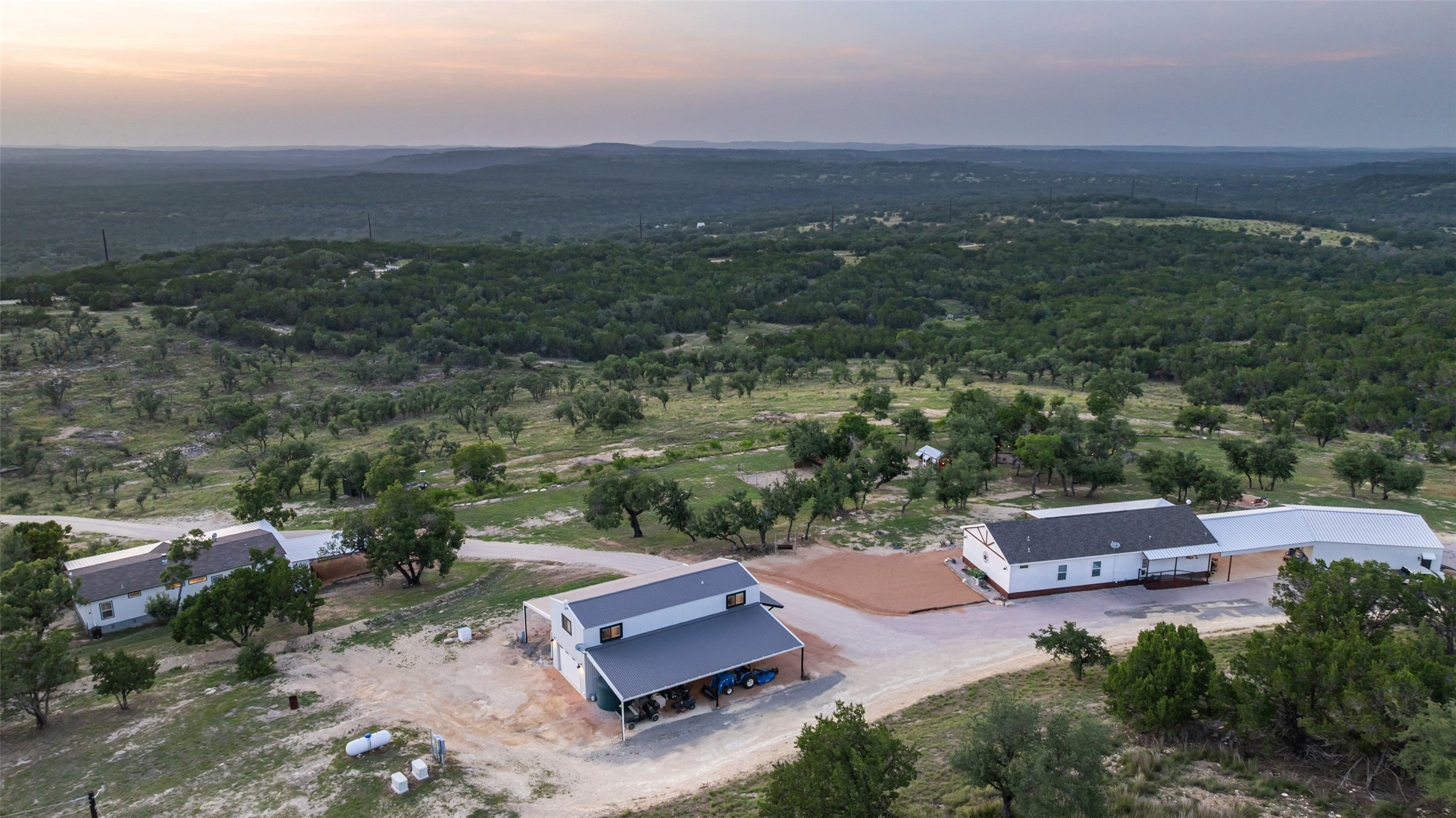main property photo 38