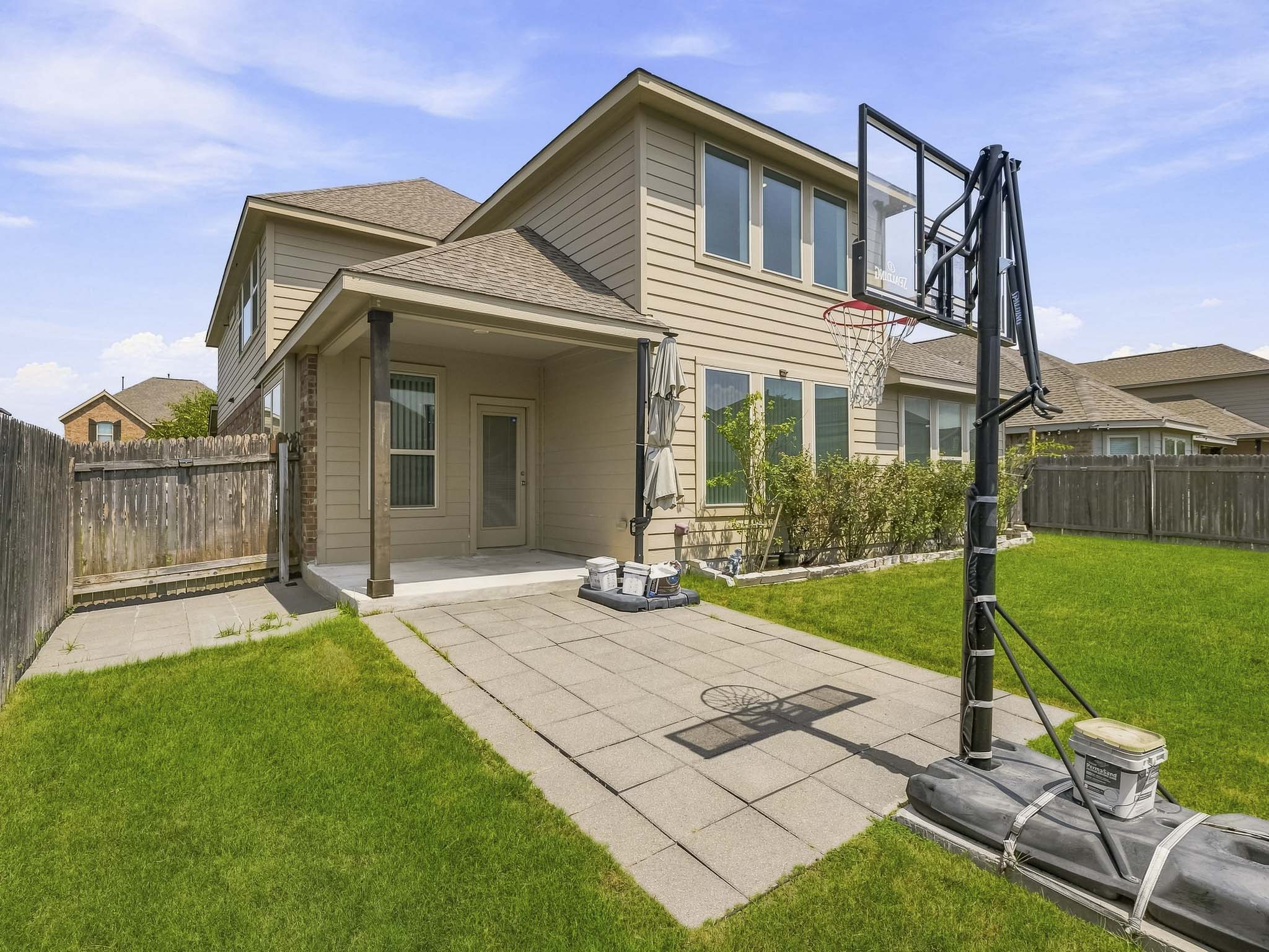main property photo 32
