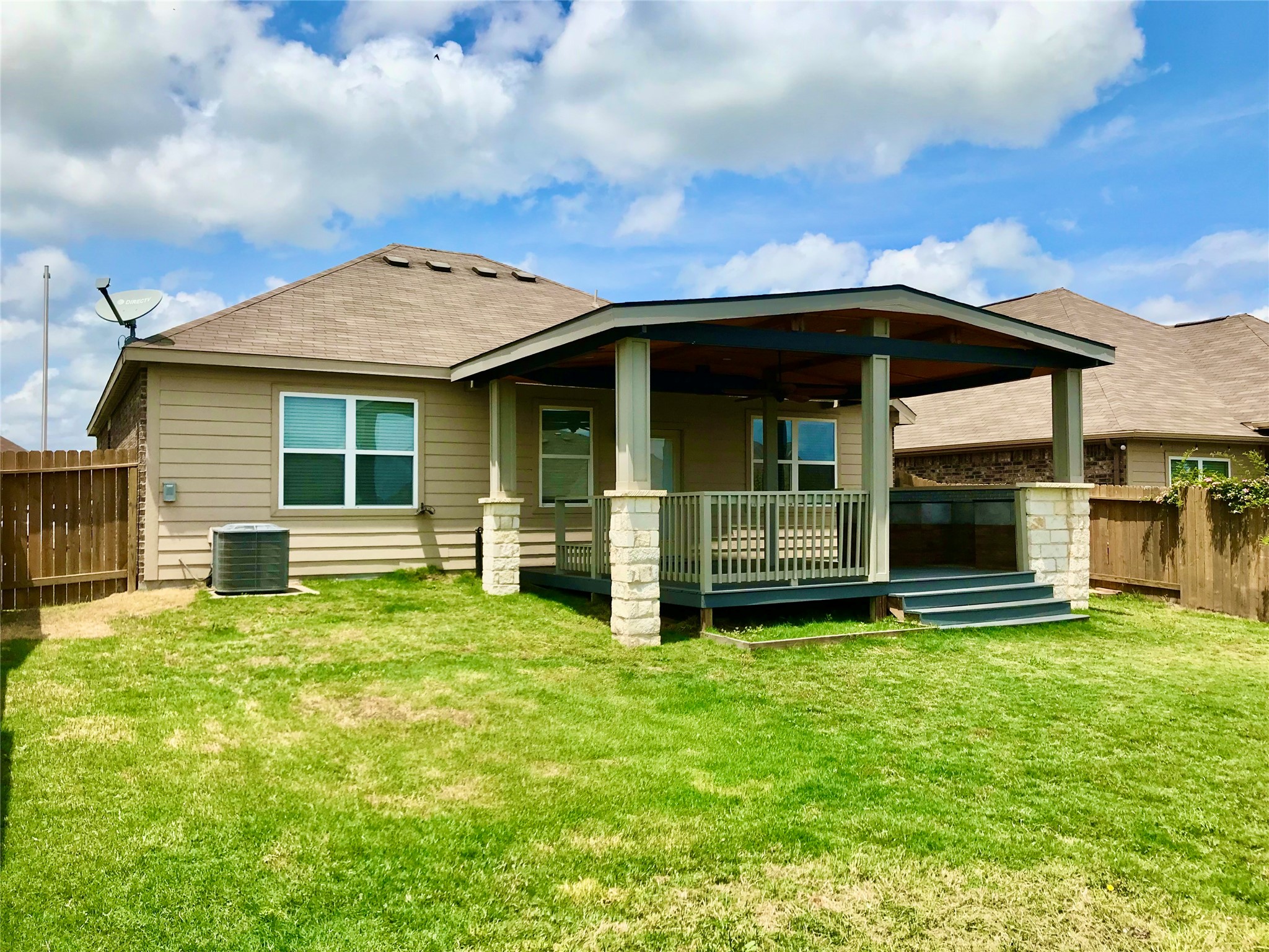 main property photo 9