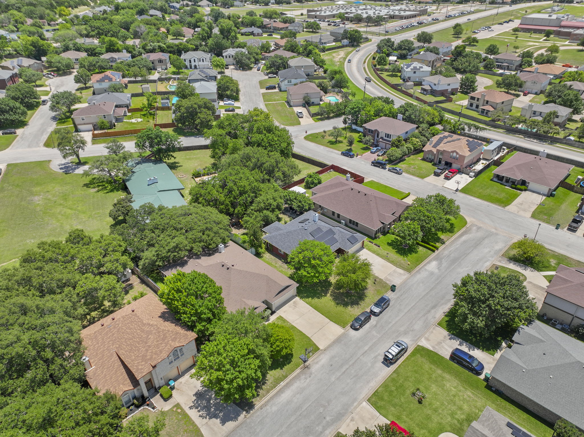 main property photo 3