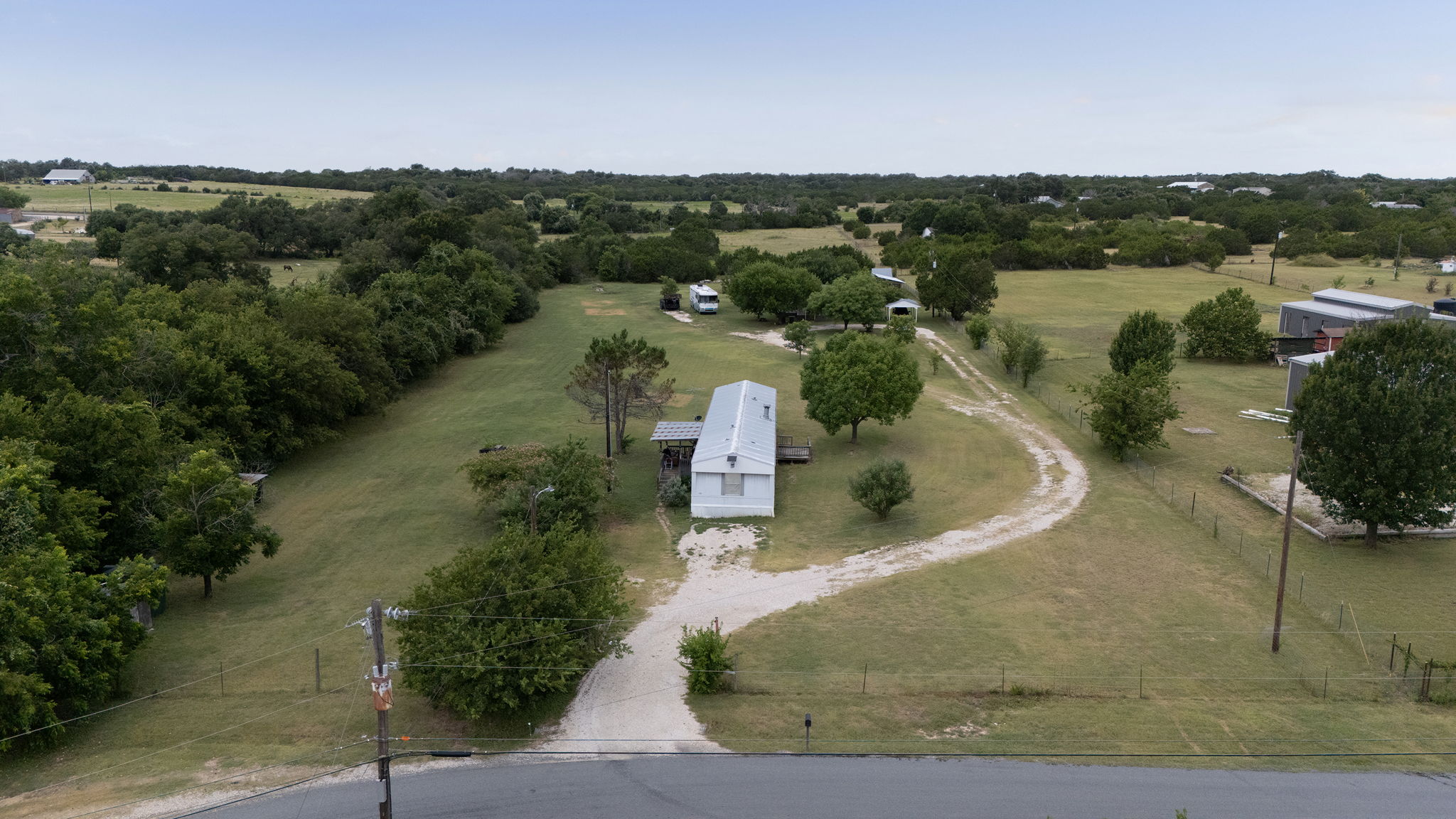 main property photo 8
