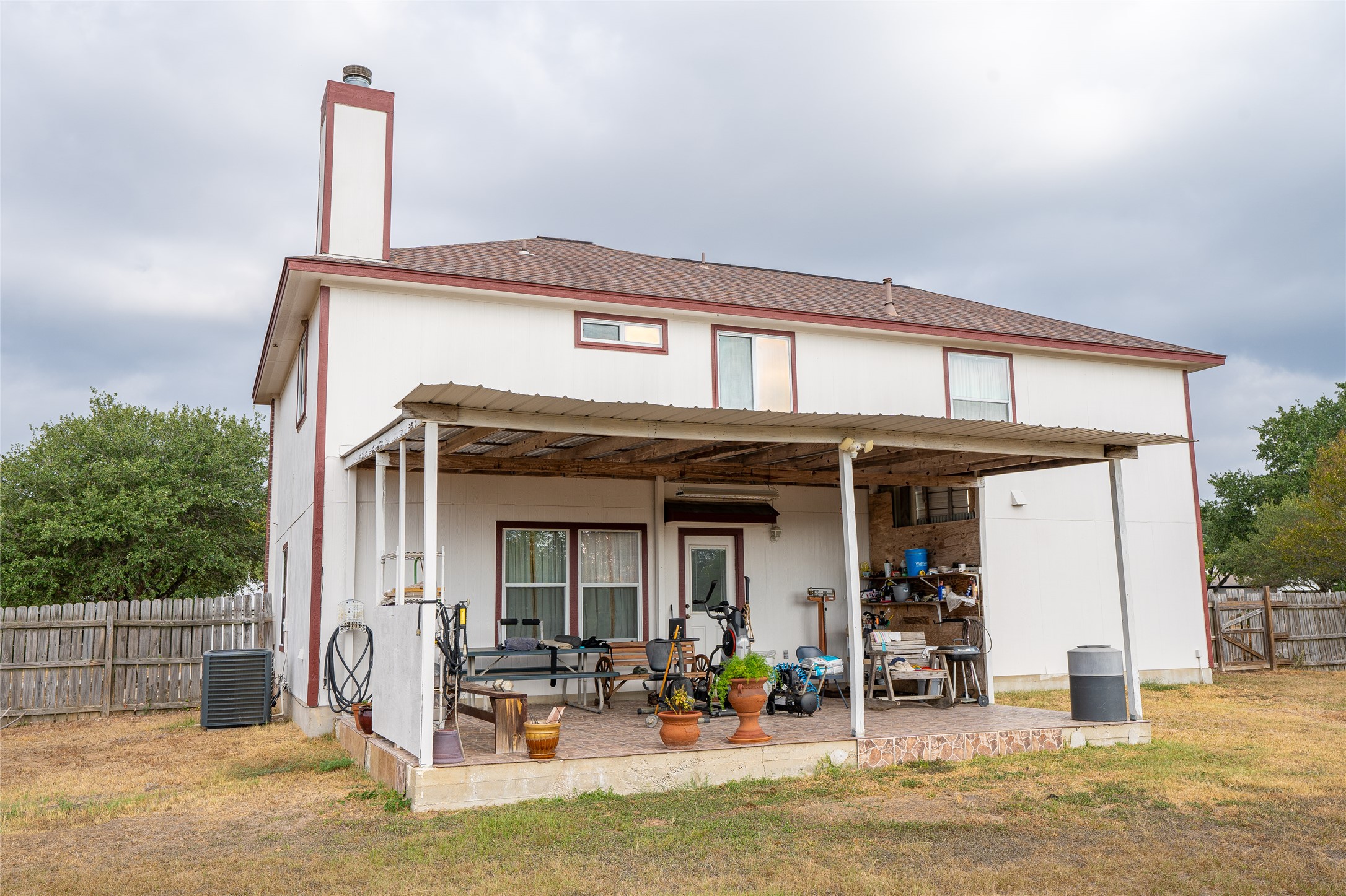 main property photo 25