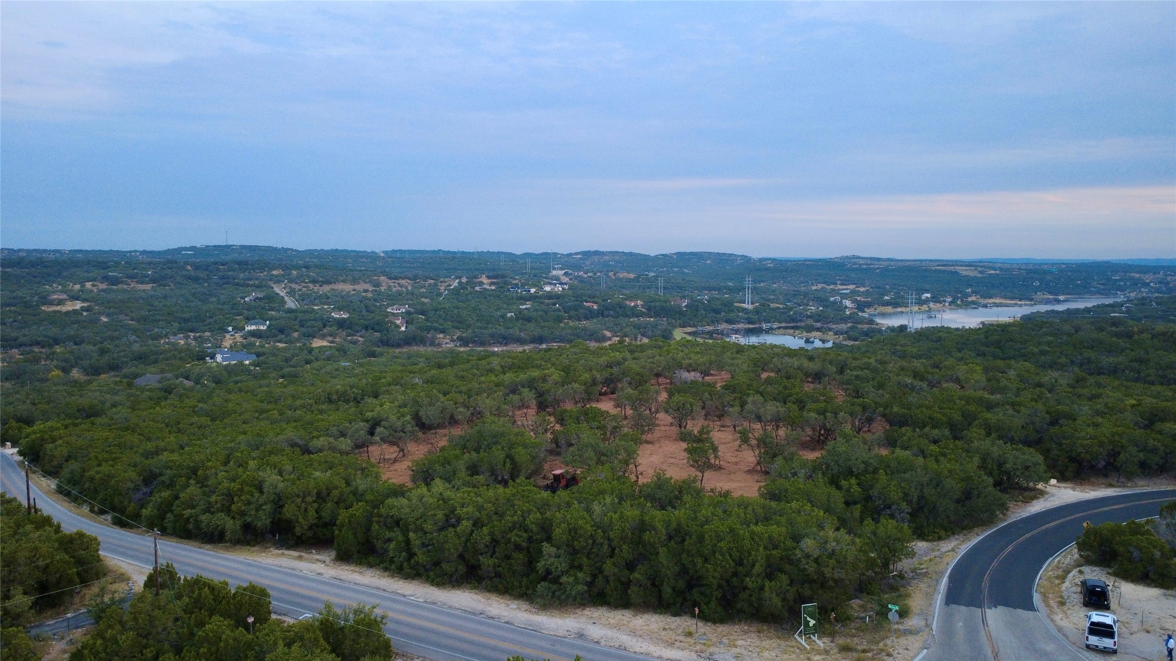 main property photo 10
