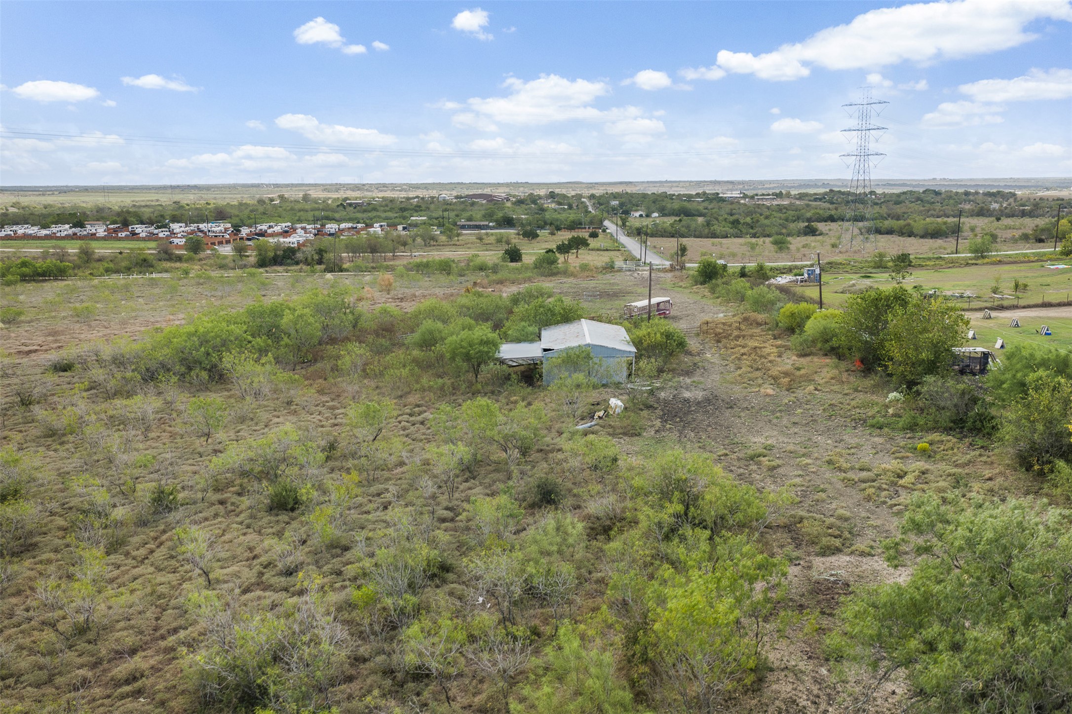 main property photo 28