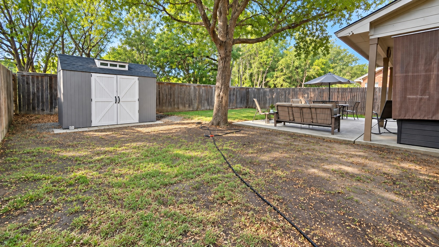 main property photo 16