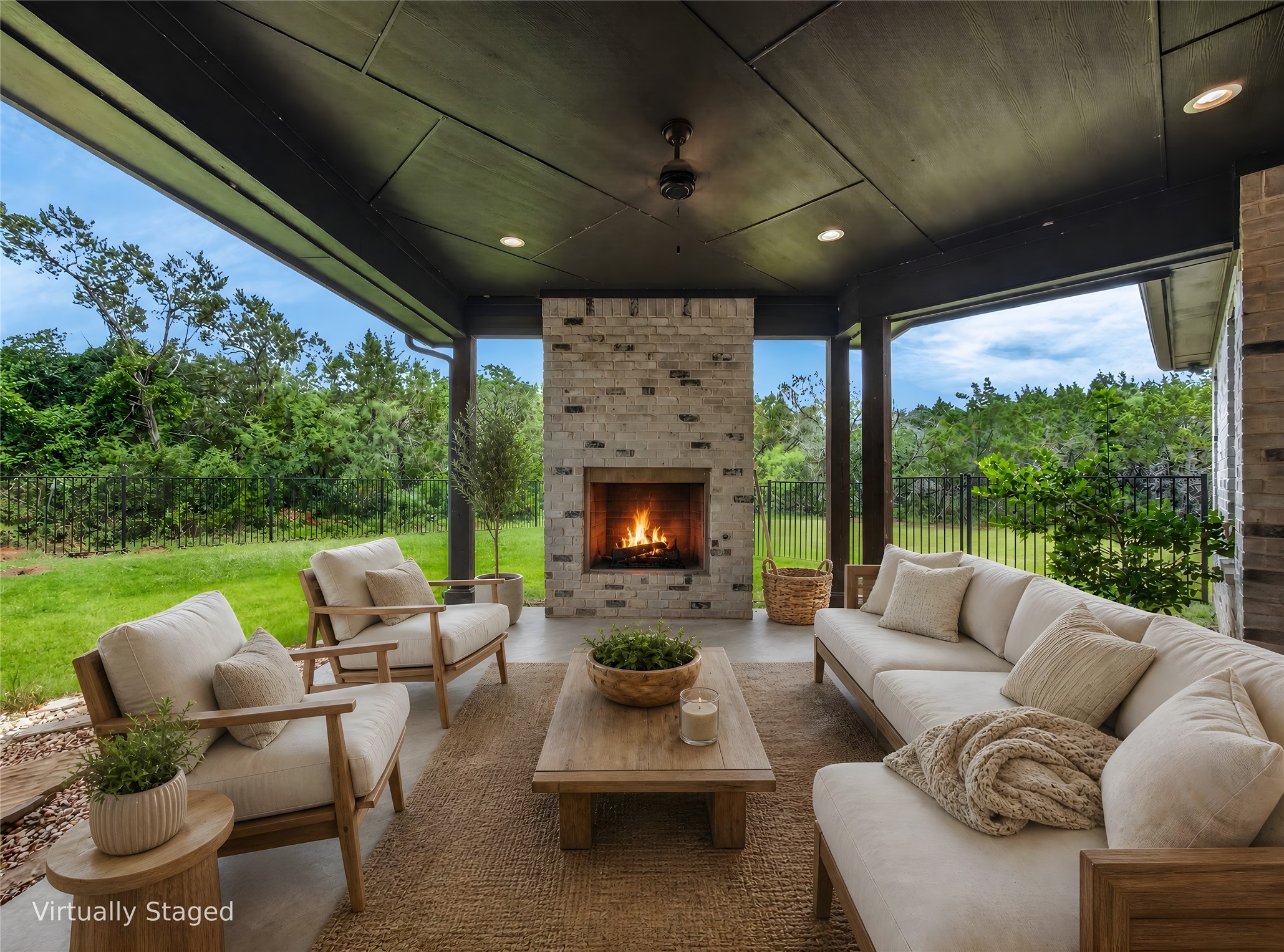 main property photo 29