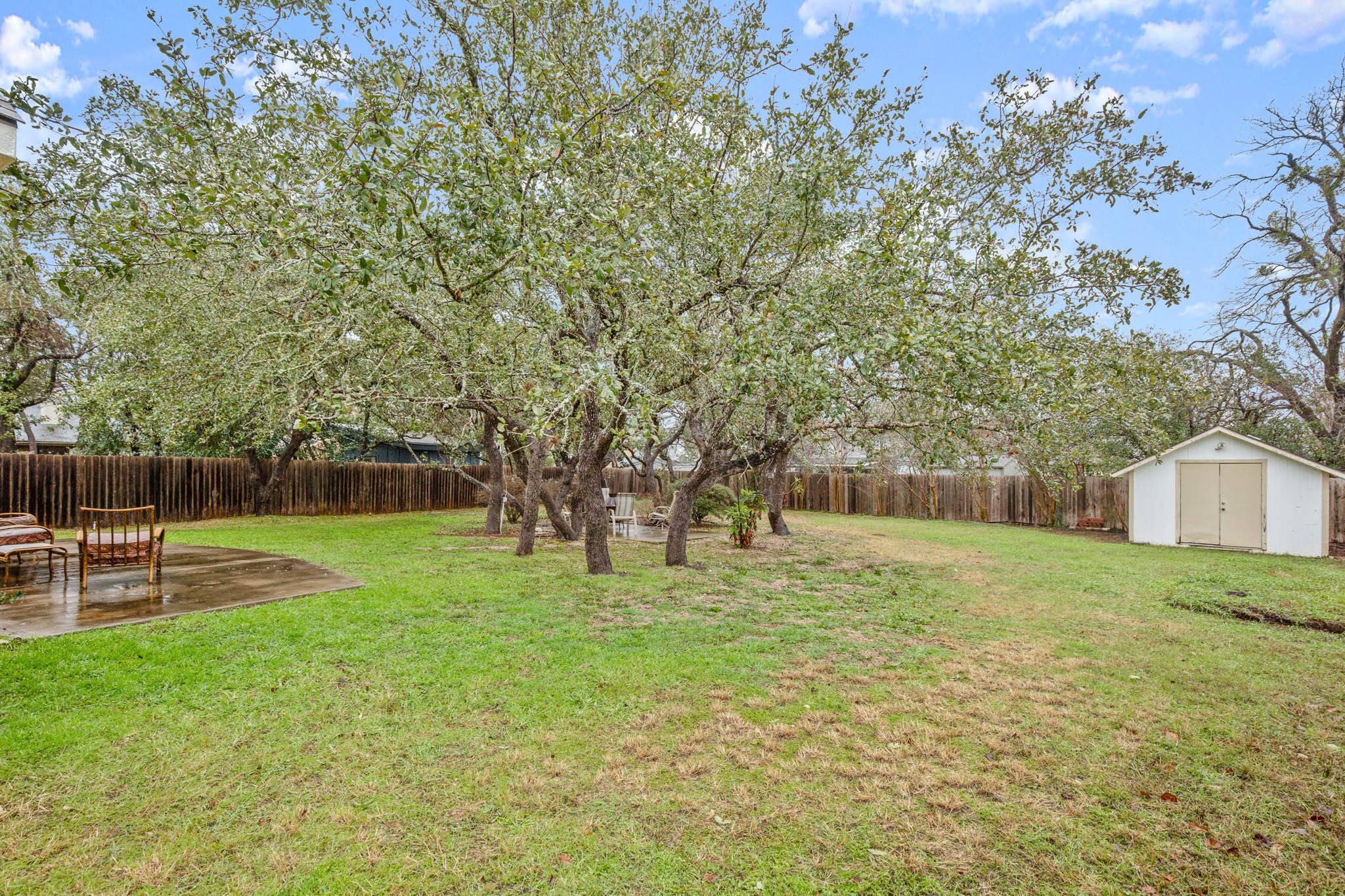 main property photo 18
