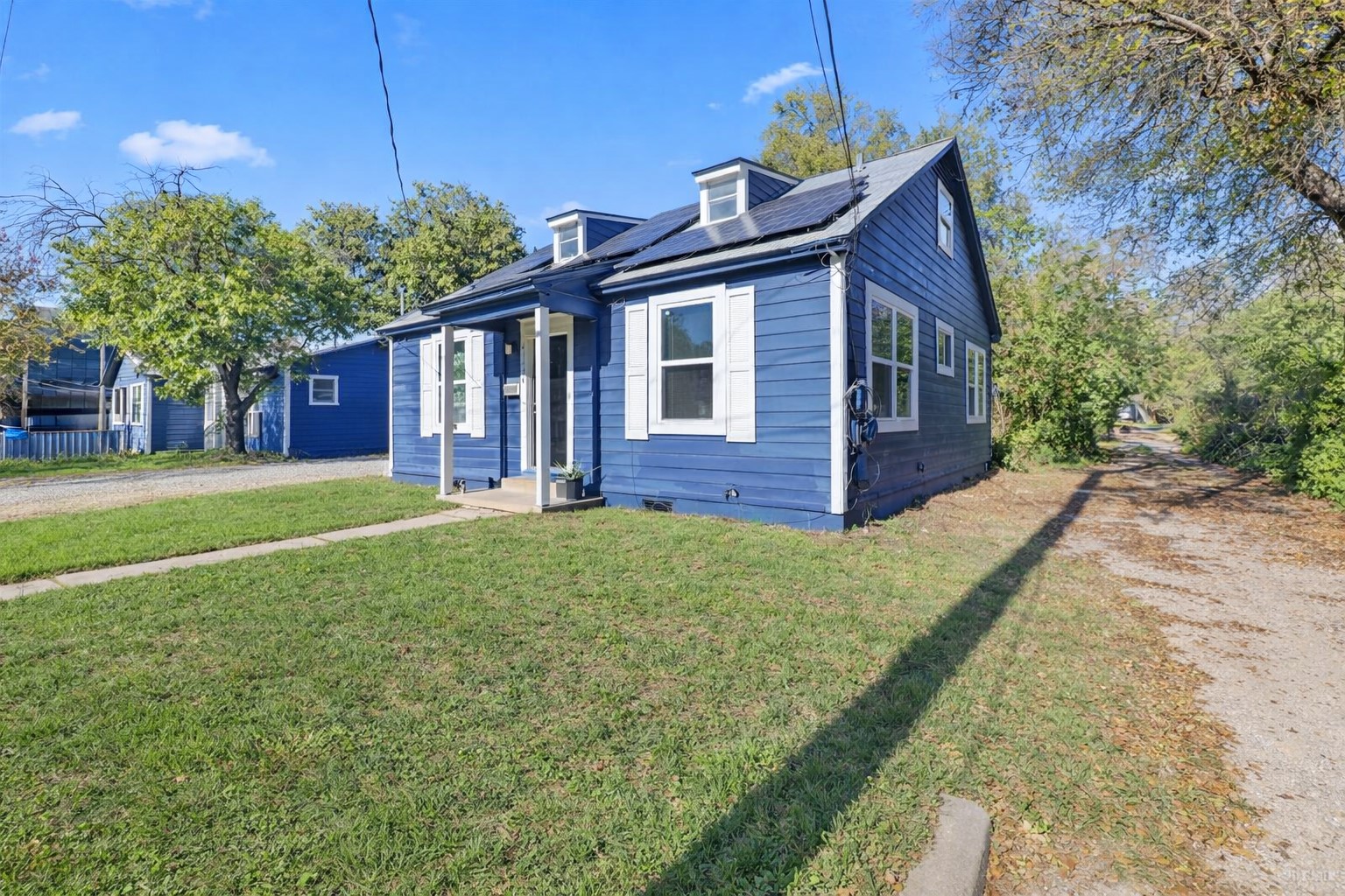 main property photo 1