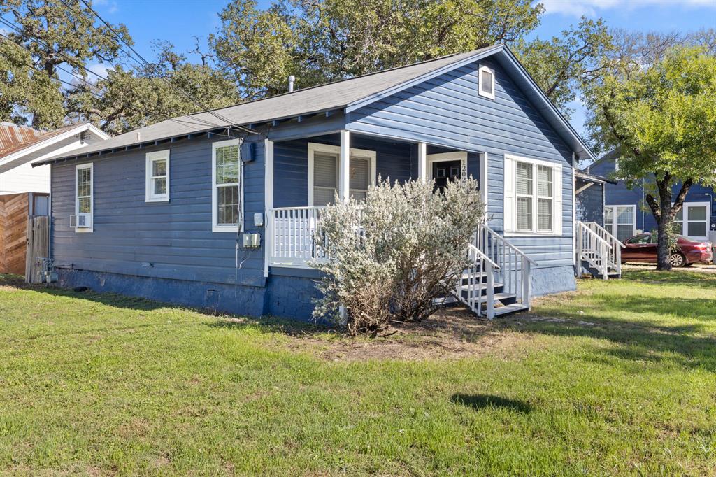 main property photo 18