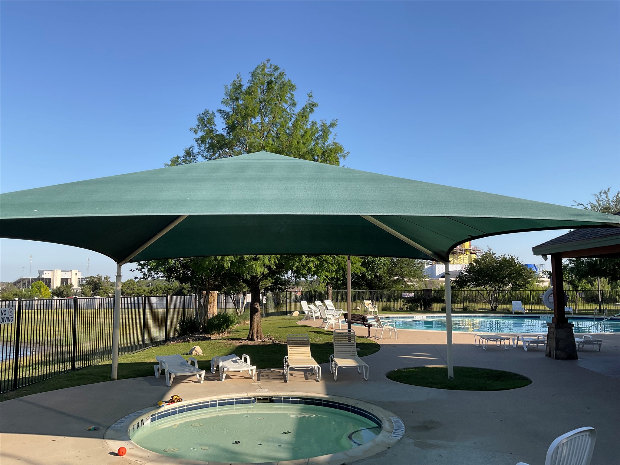 main property photo 38