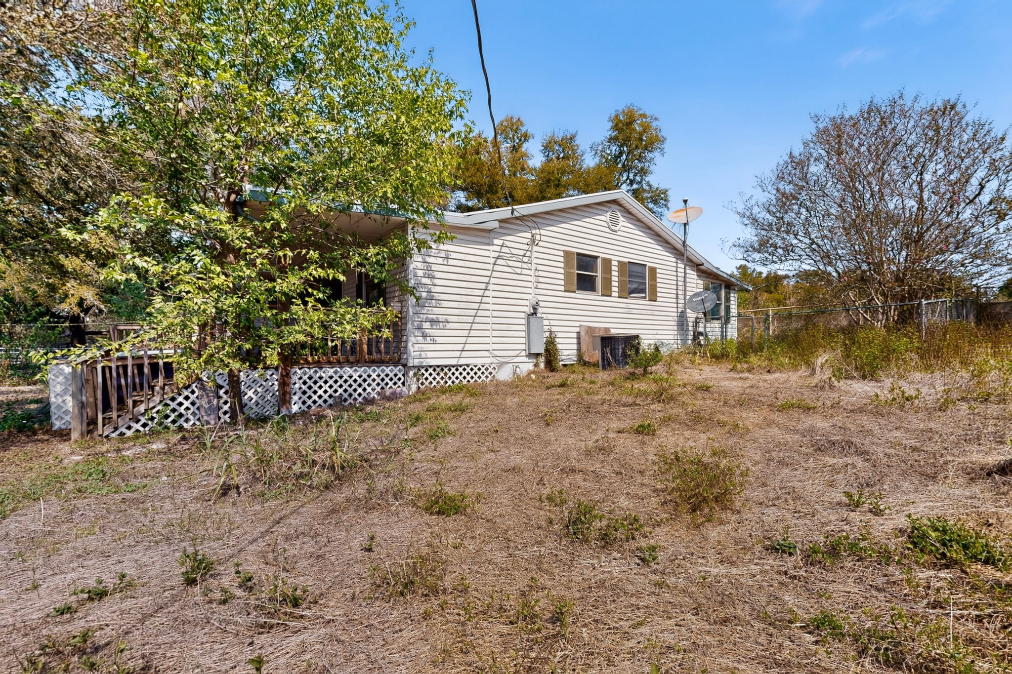 main property photo 17