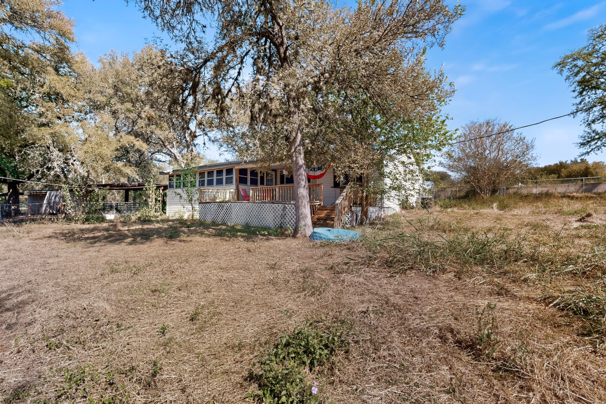 main property photo 24