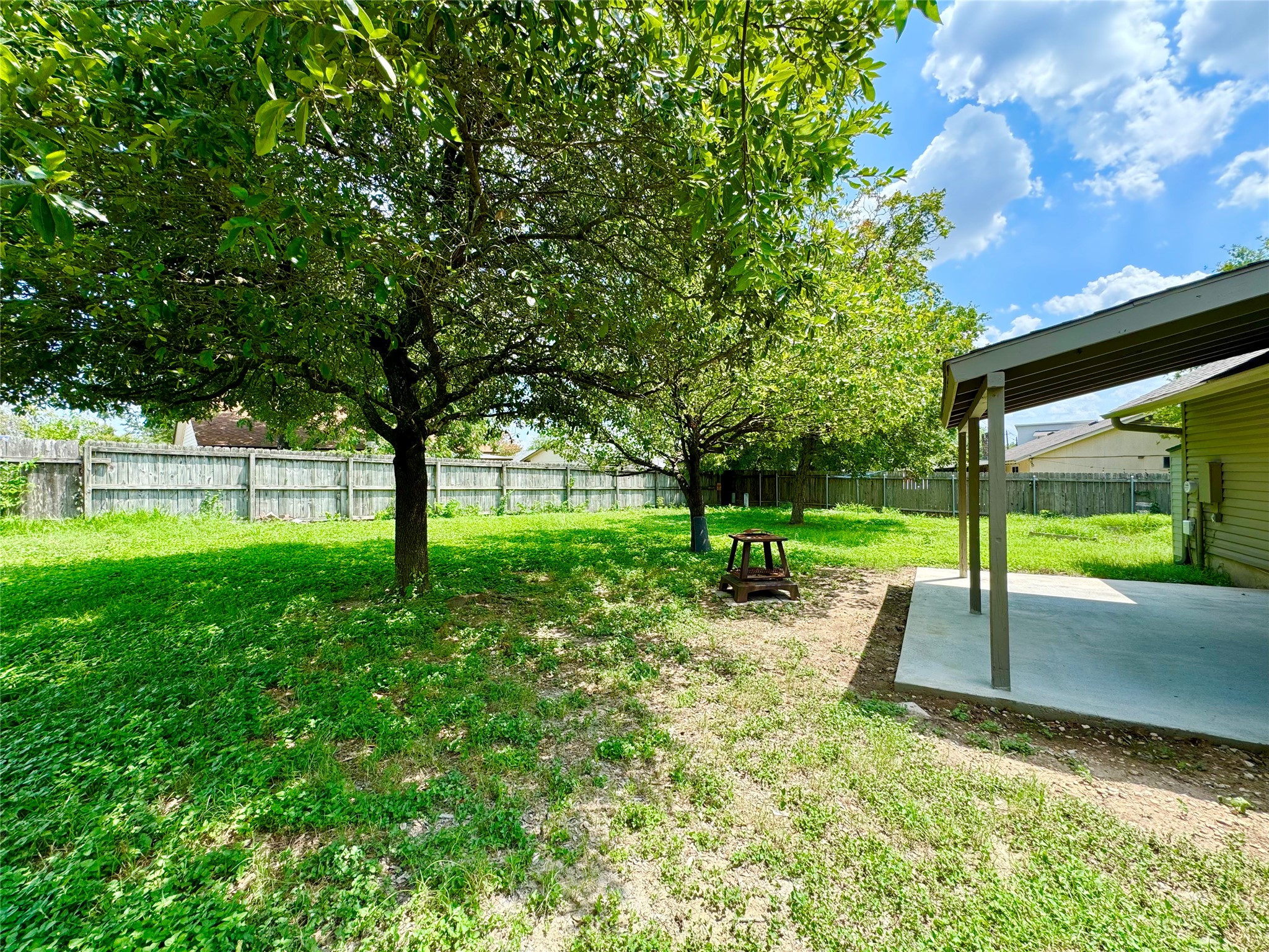 main property photo 18