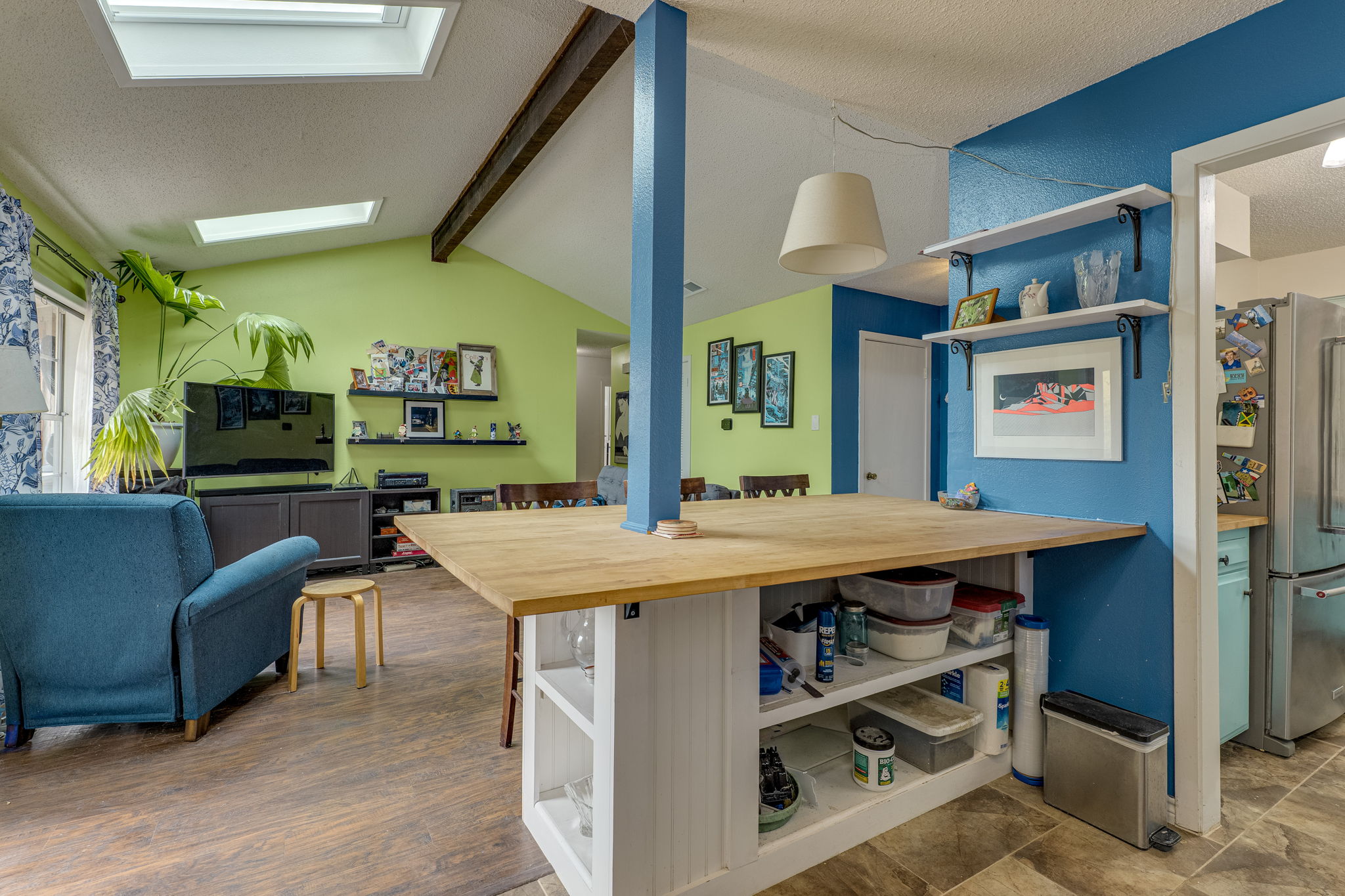 main property photo 14