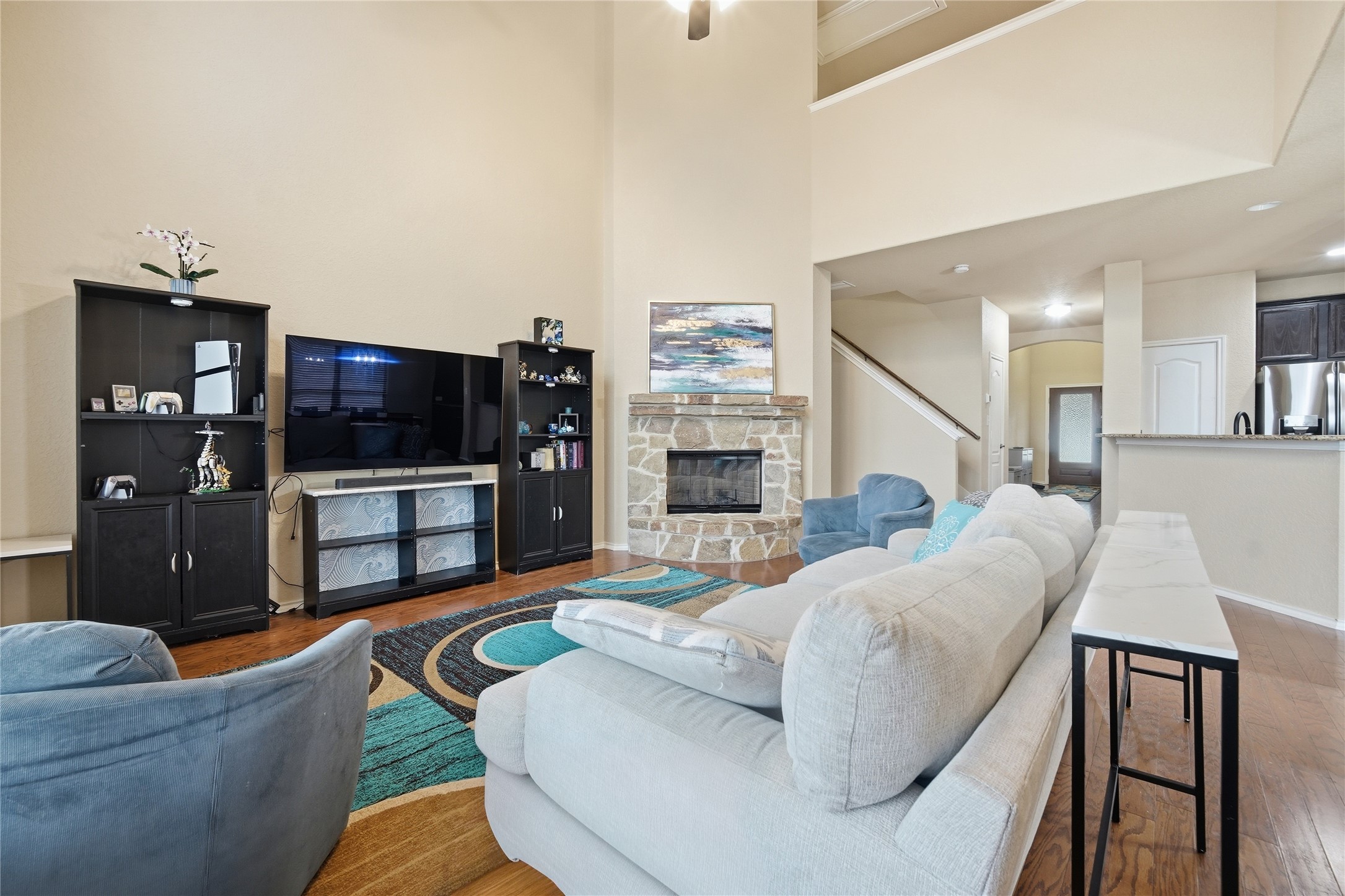 main property photo 12