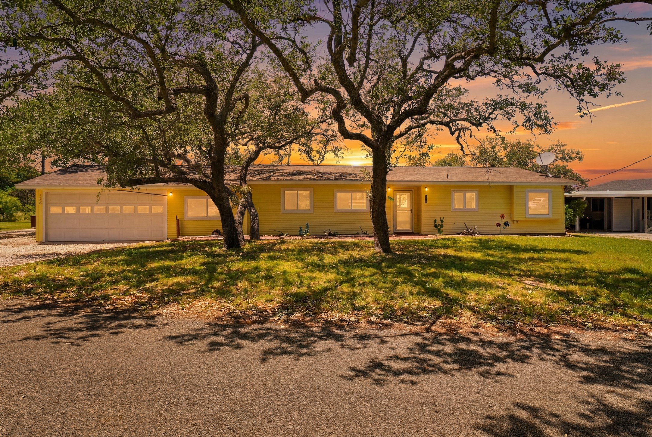 main property photo 16