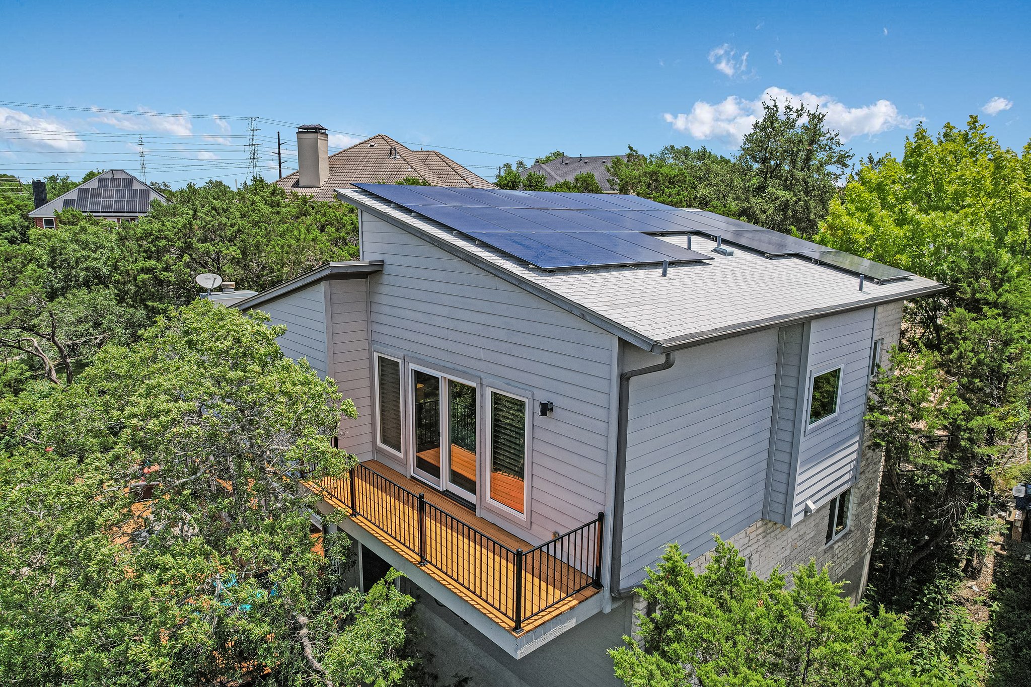 main property photo 20