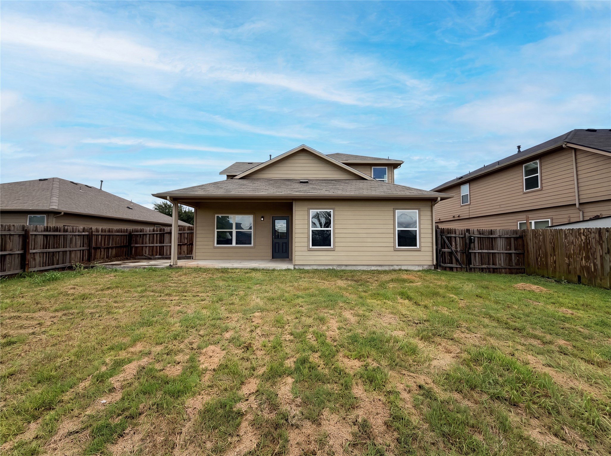 main property photo 4