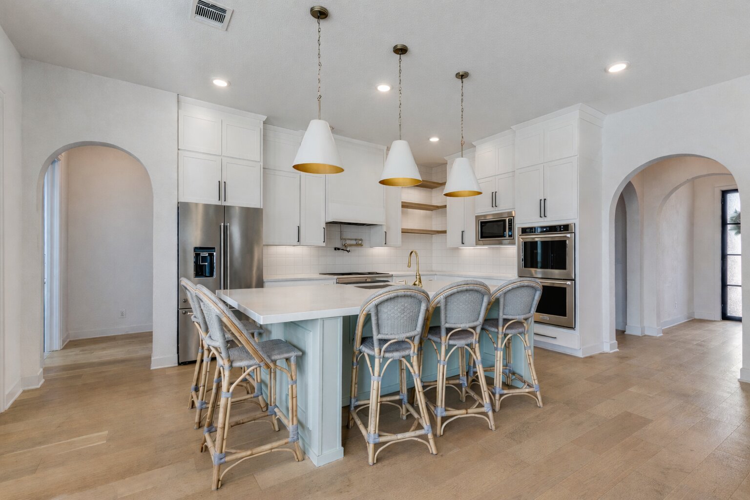 main property photo 9