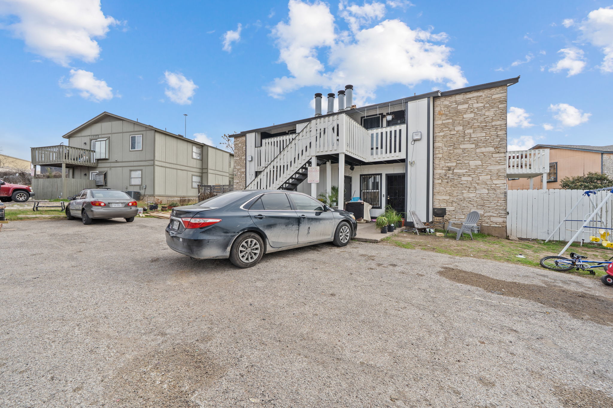 main property photo 1