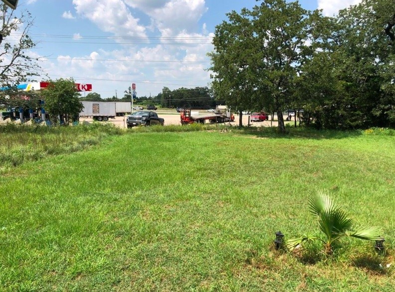 main property photo 18