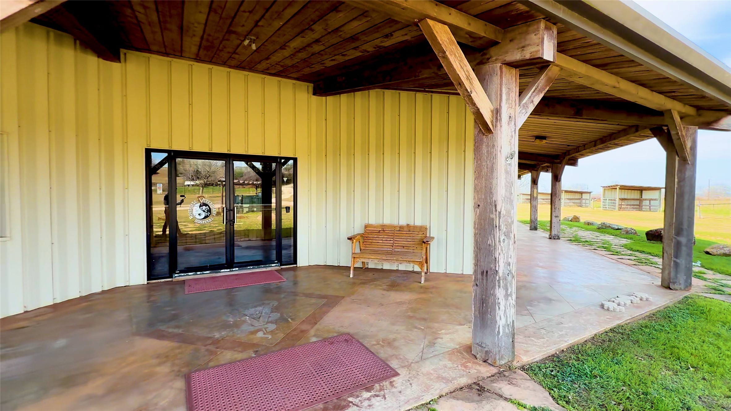 main property photo 13